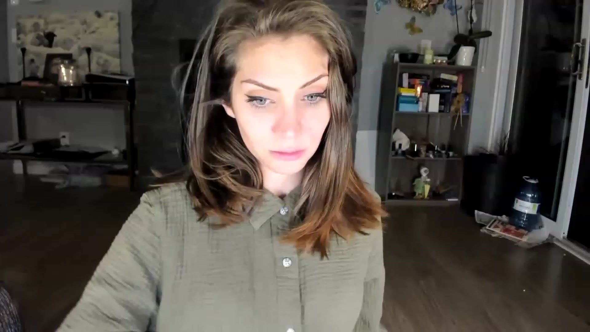 Gallery image thumbnail from Laurel's myfreecams stream on, 06/19/2023, 04:55 image 19 of 20
