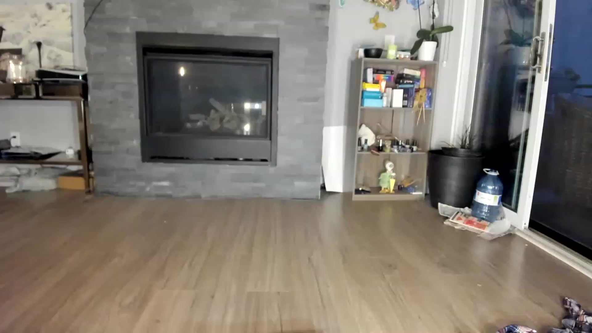 Gallery image thumbnail from Laurel's myfreecams stream on, 06/19/2023, 09:55 image 1 of 20