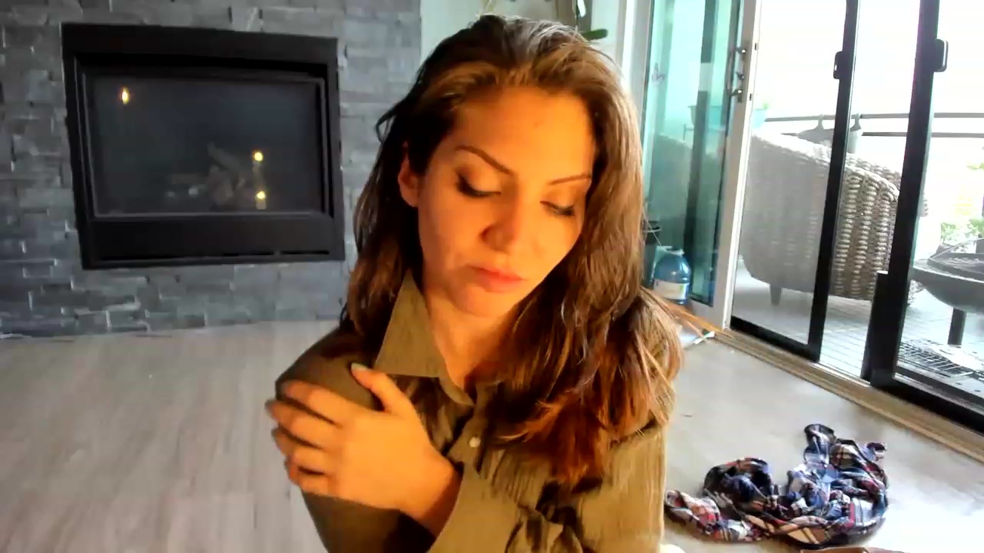 Gallery image thumbnail from Laurel's myfreecams stream on, 06/19/2023, 13:54 image 10 of 20