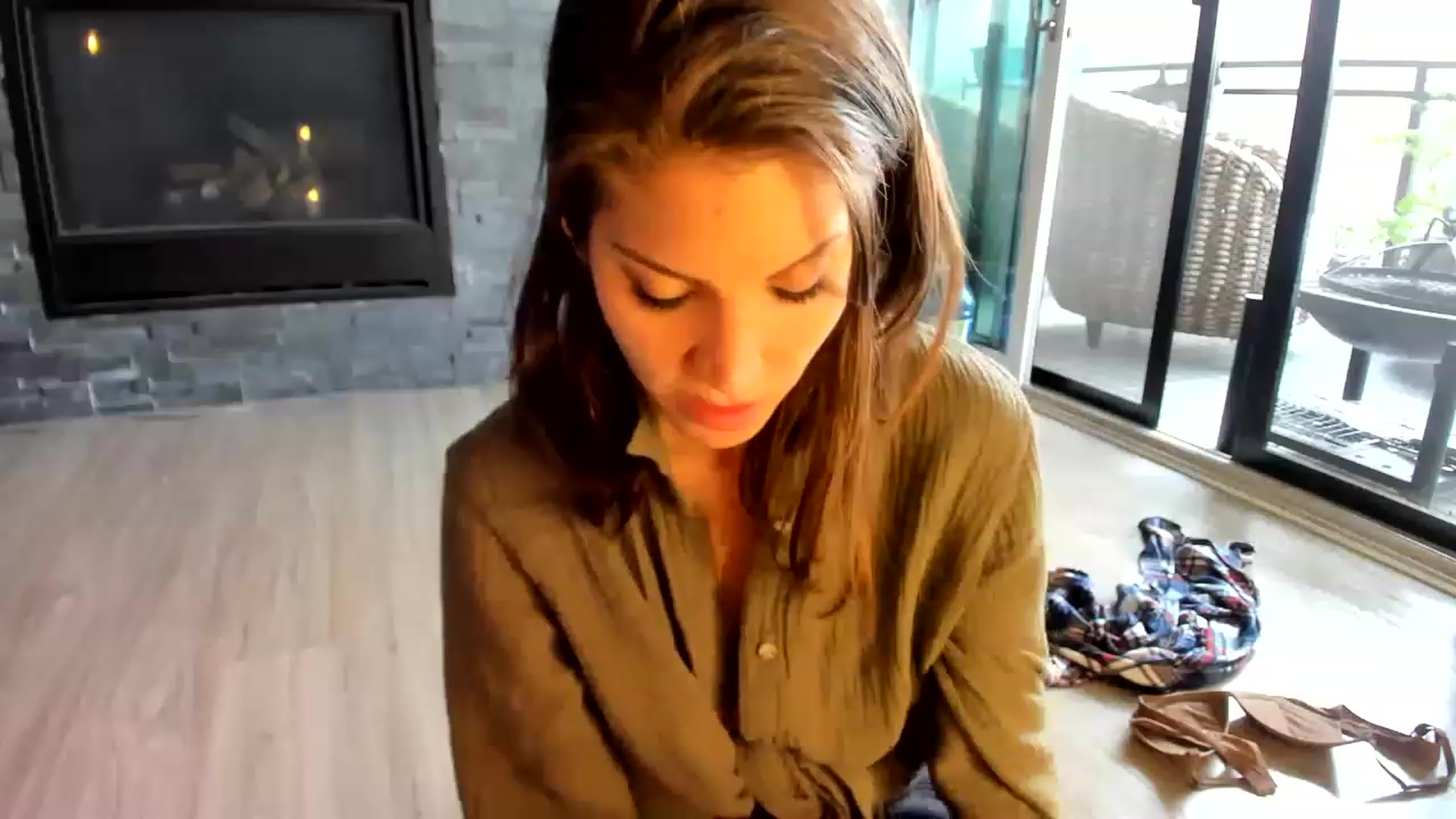 Gallery image thumbnail from Laurel's myfreecams stream on, 06/19/2023, 13:54 image 16 of 20