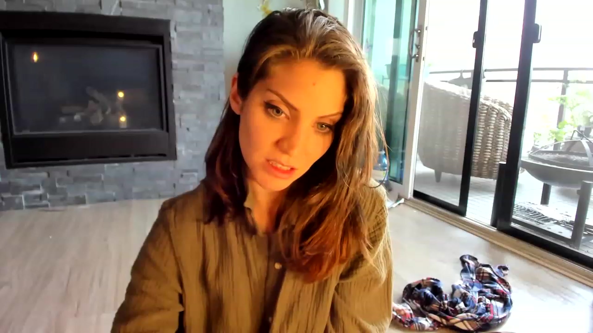 Gallery image thumbnail from Laurel's myfreecams stream on, 06/19/2023, 13:54 image 12 of 20
