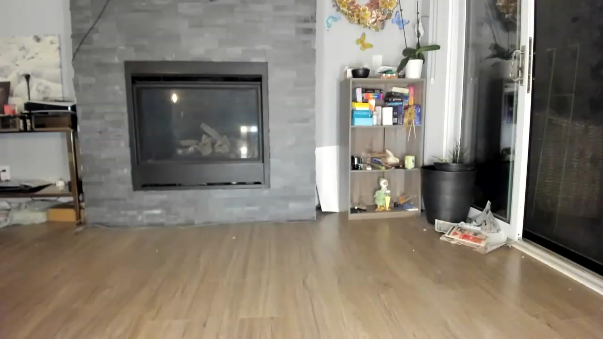 Gallery image thumbnail from Laurel's myfreecams stream on, 06/23/2023, 03:14 image 18 of 20