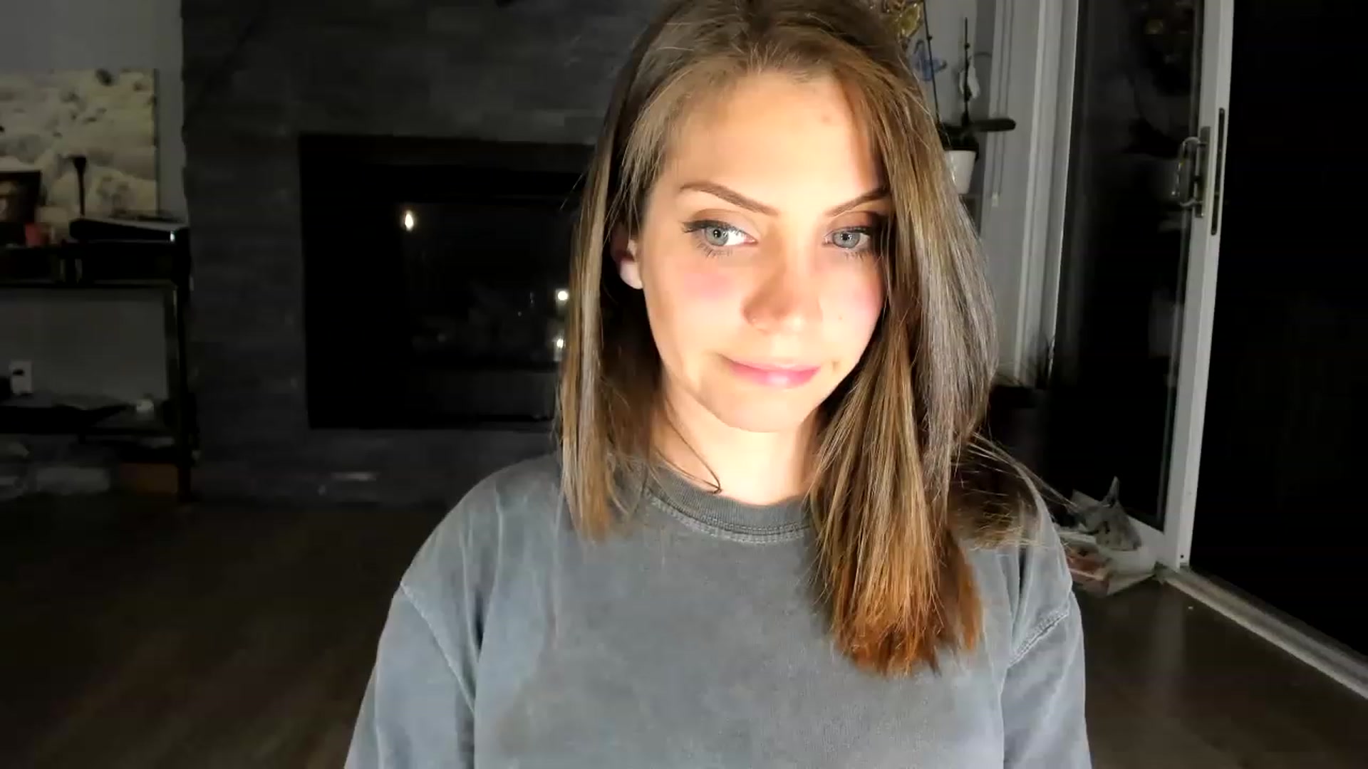 Gallery image thumbnail from Laurel's myfreecams stream on, 06/23/2023, 03:14 image 2 of 20