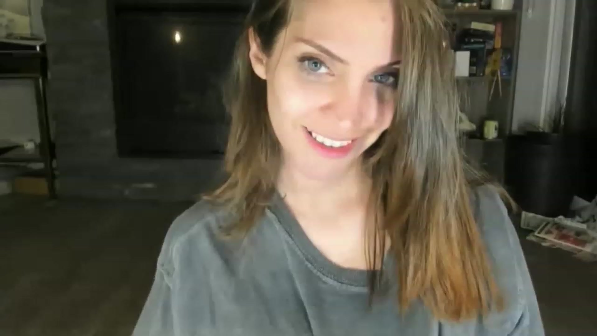 Gallery image thumbnail from Laurel's myfreecams stream on, 06/23/2023, 06:16 image 15 of 20