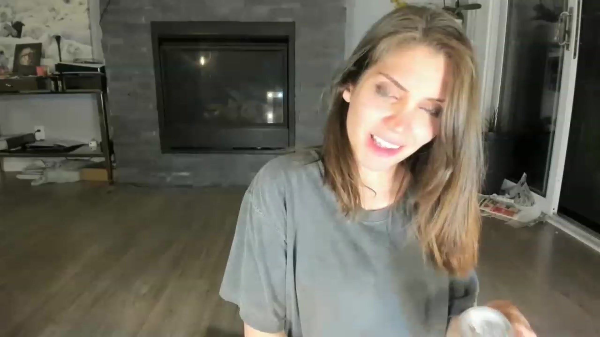 Gallery image thumbnail from Laurel's myfreecams stream on, 06/23/2023, 08:05 image 17 of 20