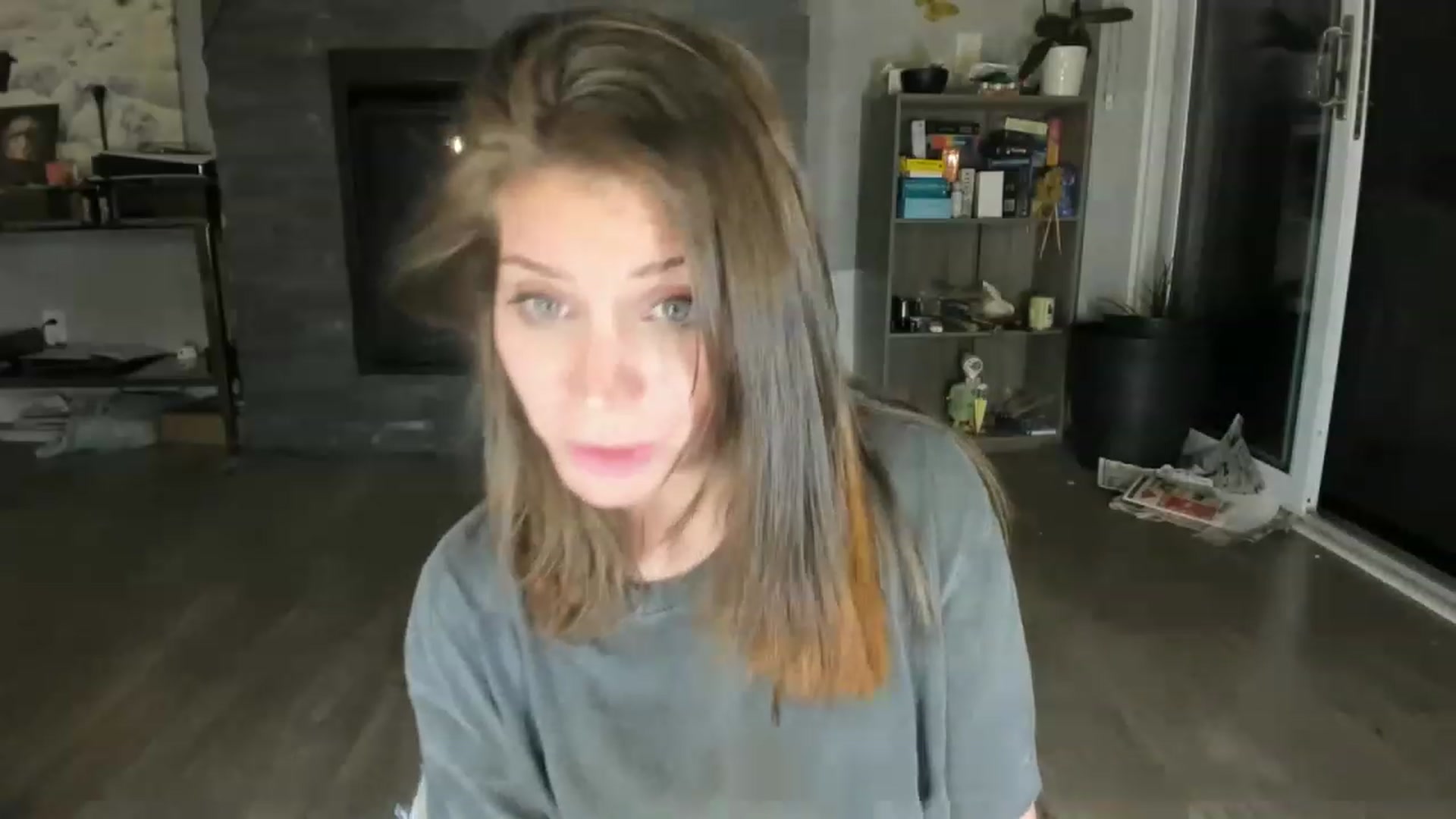 Gallery image thumbnail from Laurel's myfreecams stream on, 06/23/2023, 08:05 image 19 of 20