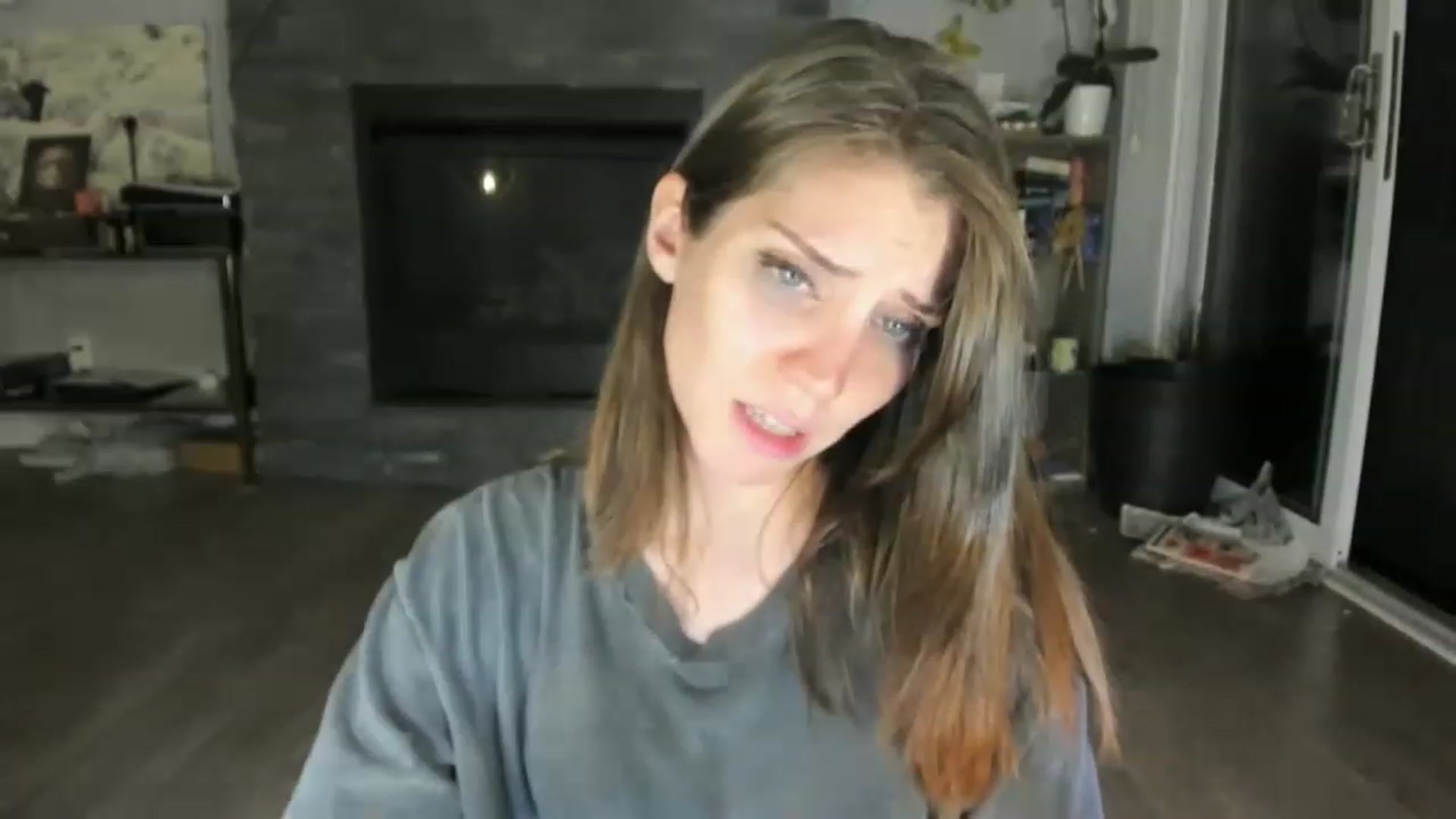 Gallery image thumbnail from Laurel's myfreecams stream on, 06/23/2023, 08:05 image 6 of 20