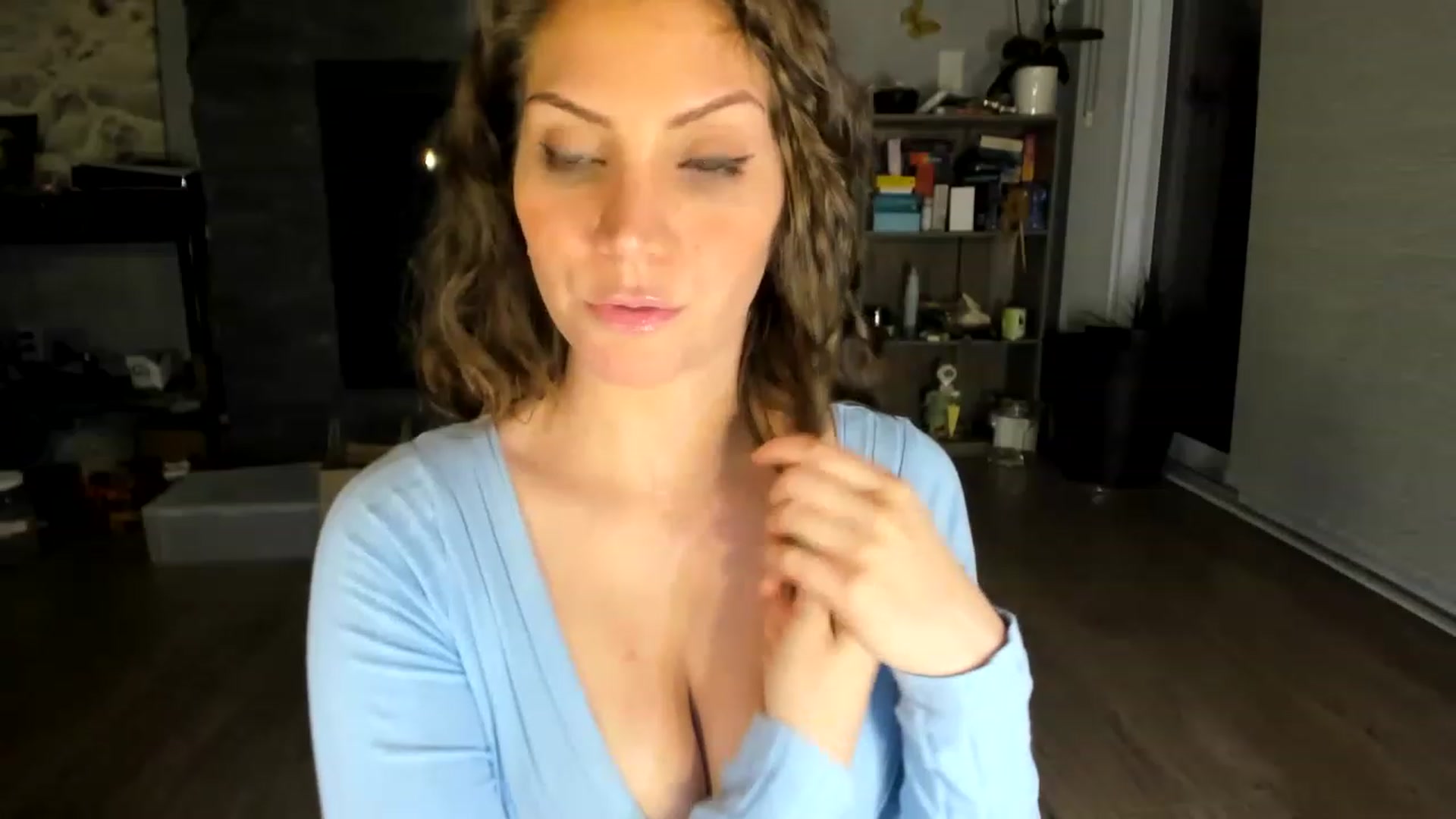Gallery image thumbnail from Laurel's myfreecams stream on, 06/29/2023, 06:19 image 14 of 20