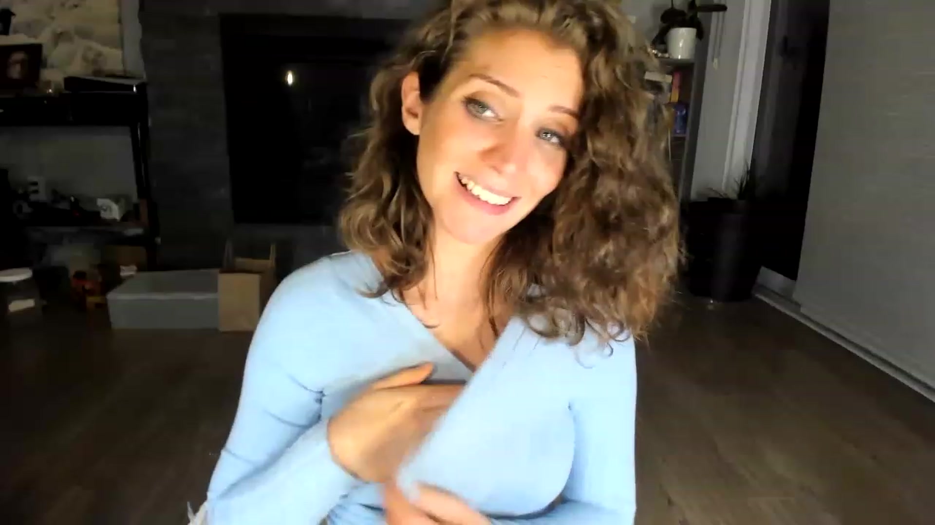 Gallery image thumbnail from Laurel's myfreecams stream on, 06/29/2023, 08:36 image 12 of 20