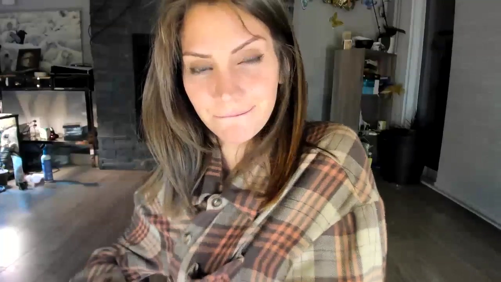 Gallery image thumbnail from Laurel's myfreecams stream on, 07/09/2023, 07:06 image 3 of 20