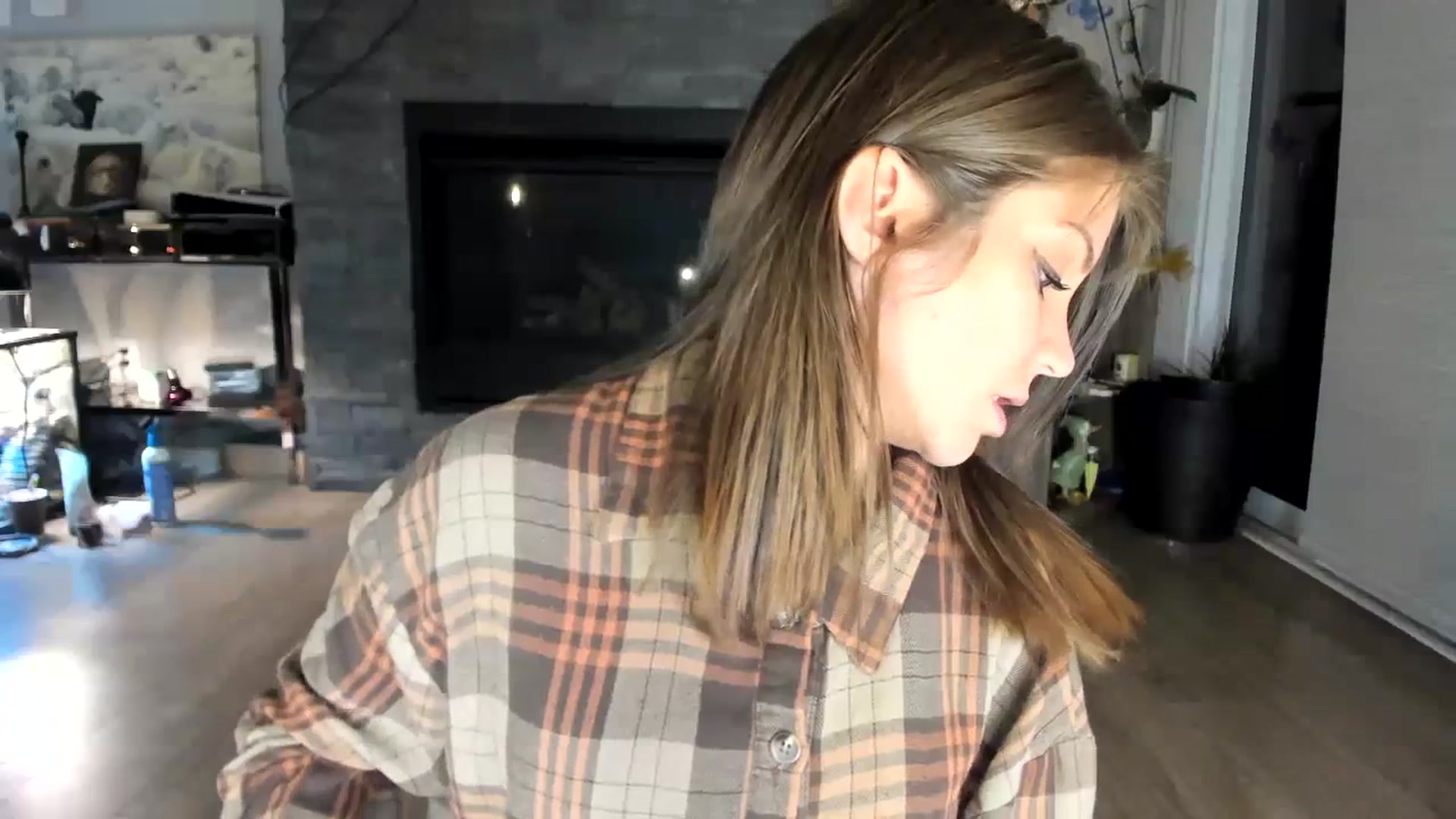 Gallery image thumbnail from Laurel's myfreecams stream on, 07/09/2023, 07:06 image 18 of 20