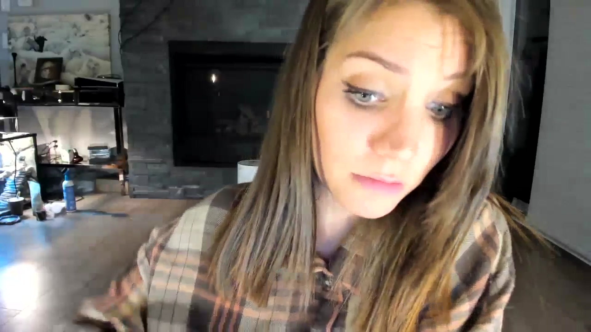 Gallery image thumbnail from Laurel's myfreecams stream on, 07/09/2023, 07:06 image 16 of 20