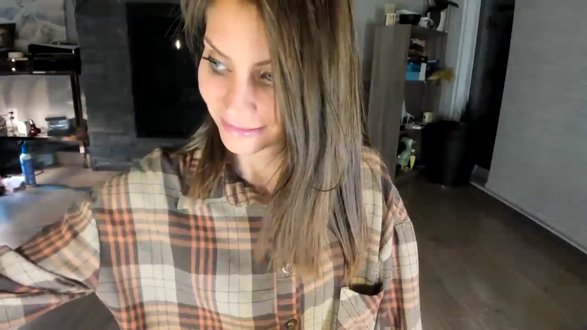 Gallery image thumbnail from Laurel's myfreecams stream on, 07/09/2023, 09:26 image 9 of 20