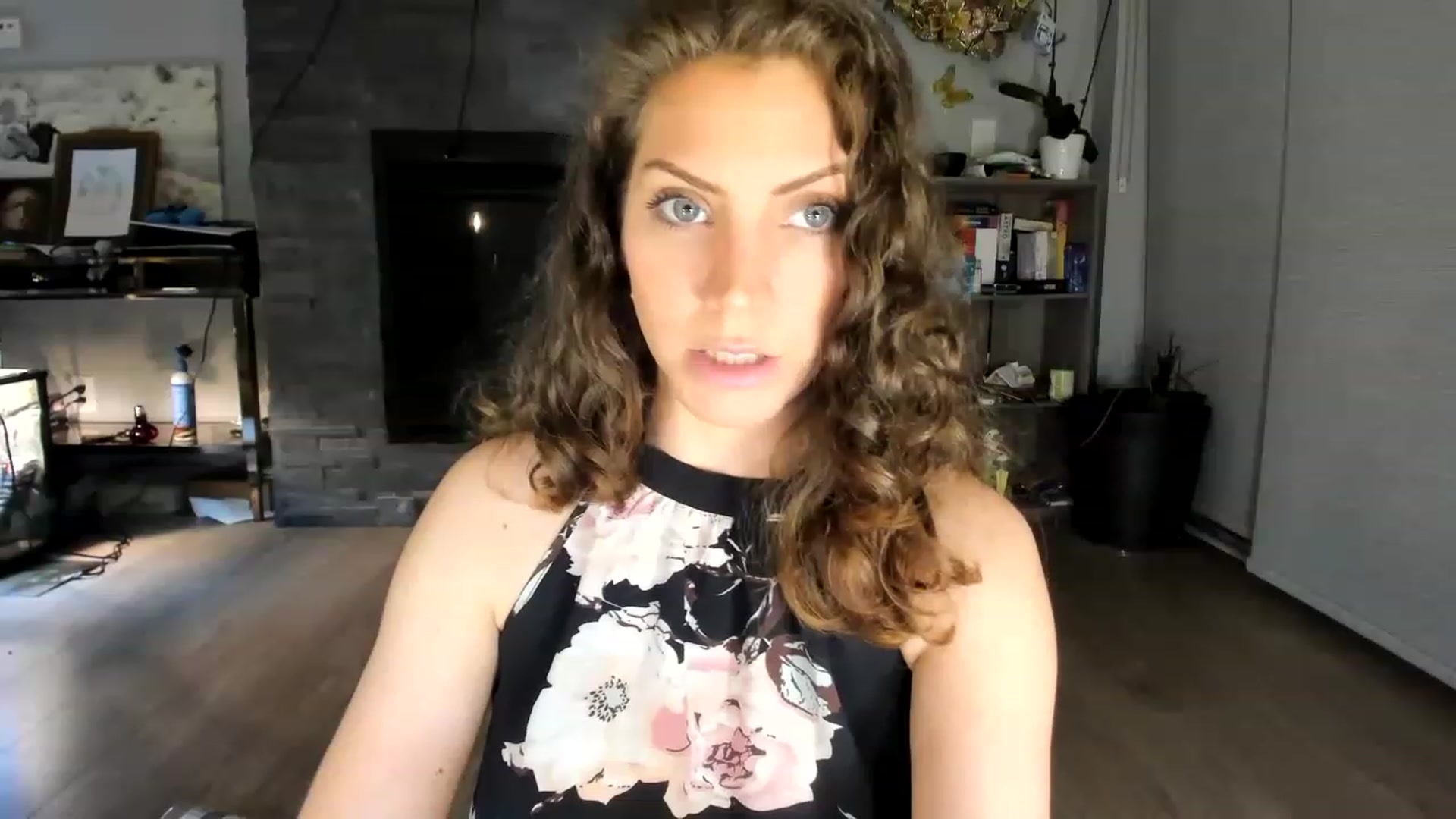 Gallery image thumbnail from Laurel's myfreecams stream on, 07/22/2023, 07:11 image 2 of 20