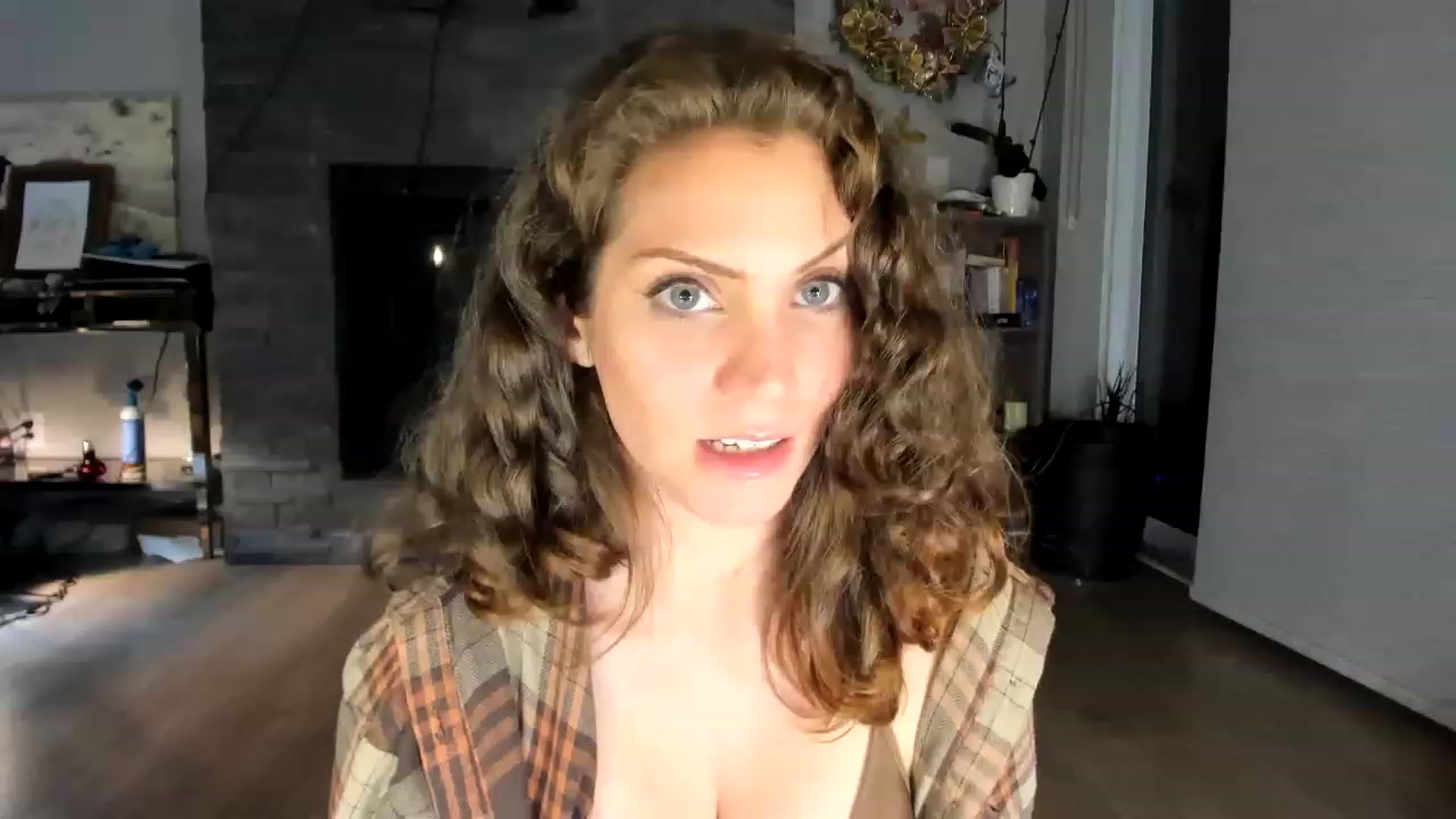 Gallery image thumbnail from Laurel's myfreecams stream on, 07/22/2023, 10:30 image 11 of 20