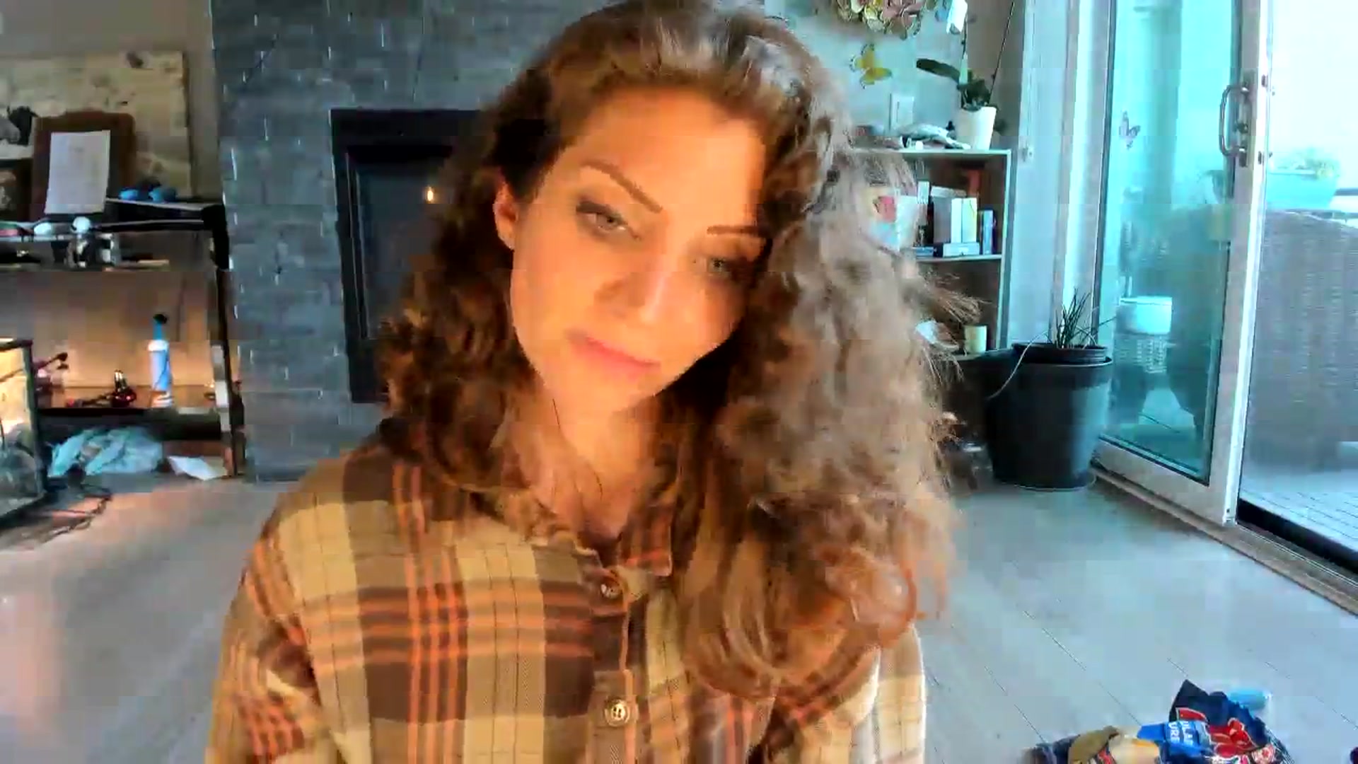 Gallery image thumbnail from Laurel's myfreecams stream on, 07/22/2023, 13:09 image 17 of 20