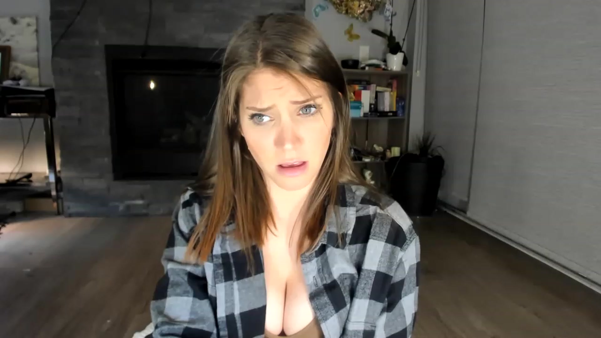 Gallery image thumbnail from Laurel's myfreecams stream on, 07/27/2023, 04:22 image 13 of 20