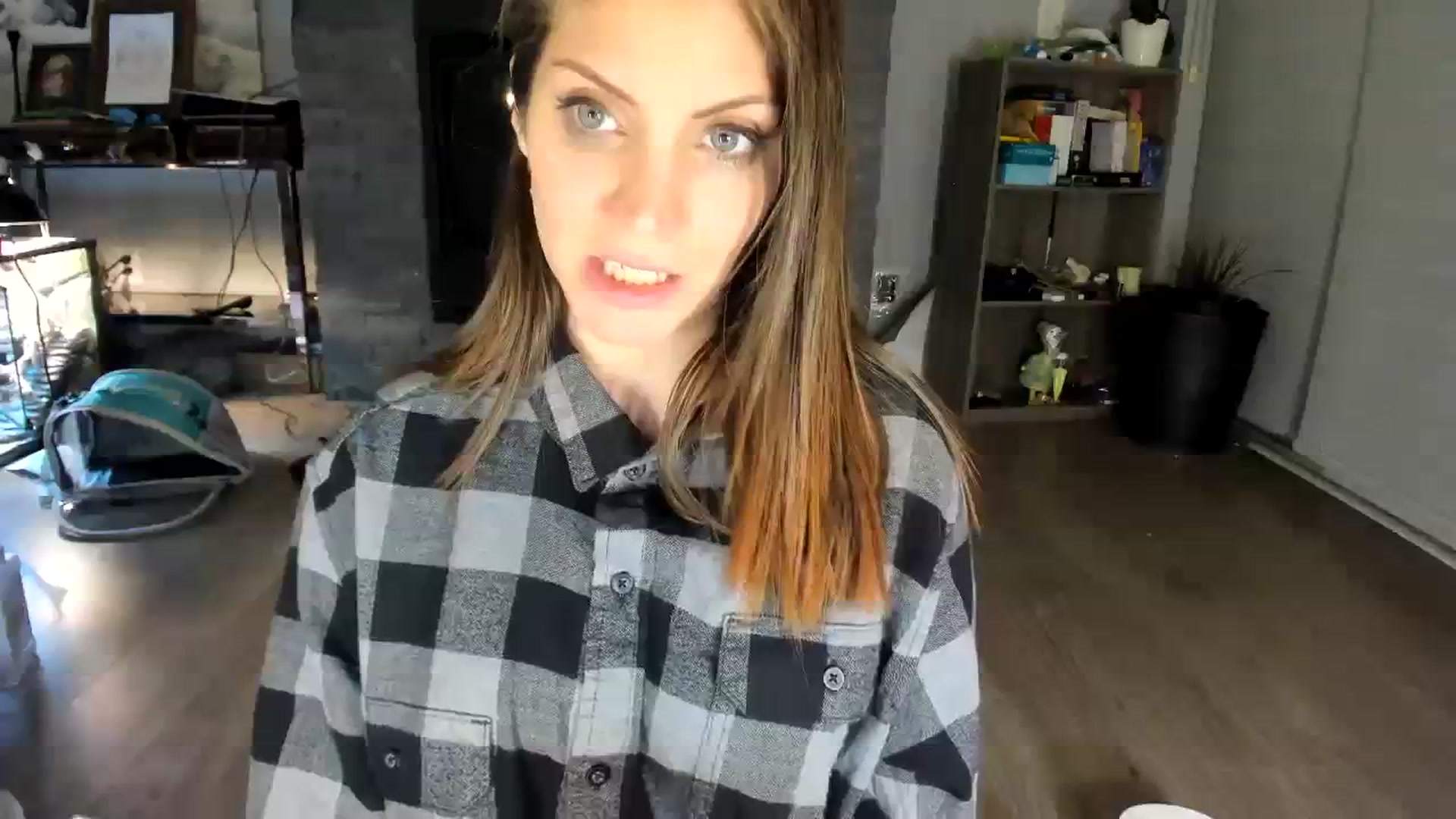 Gallery image thumbnail from Laurel's myfreecams stream on, 07/29/2023, 07:51 image 19 of 20