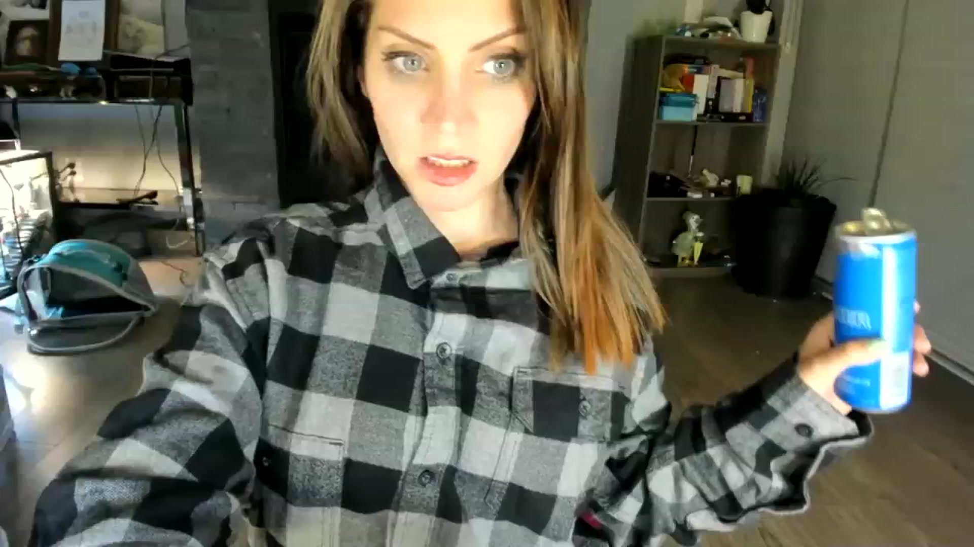Gallery image thumbnail from Laurel's myfreecams stream on, 07/29/2023, 07:51 image 1 of 20