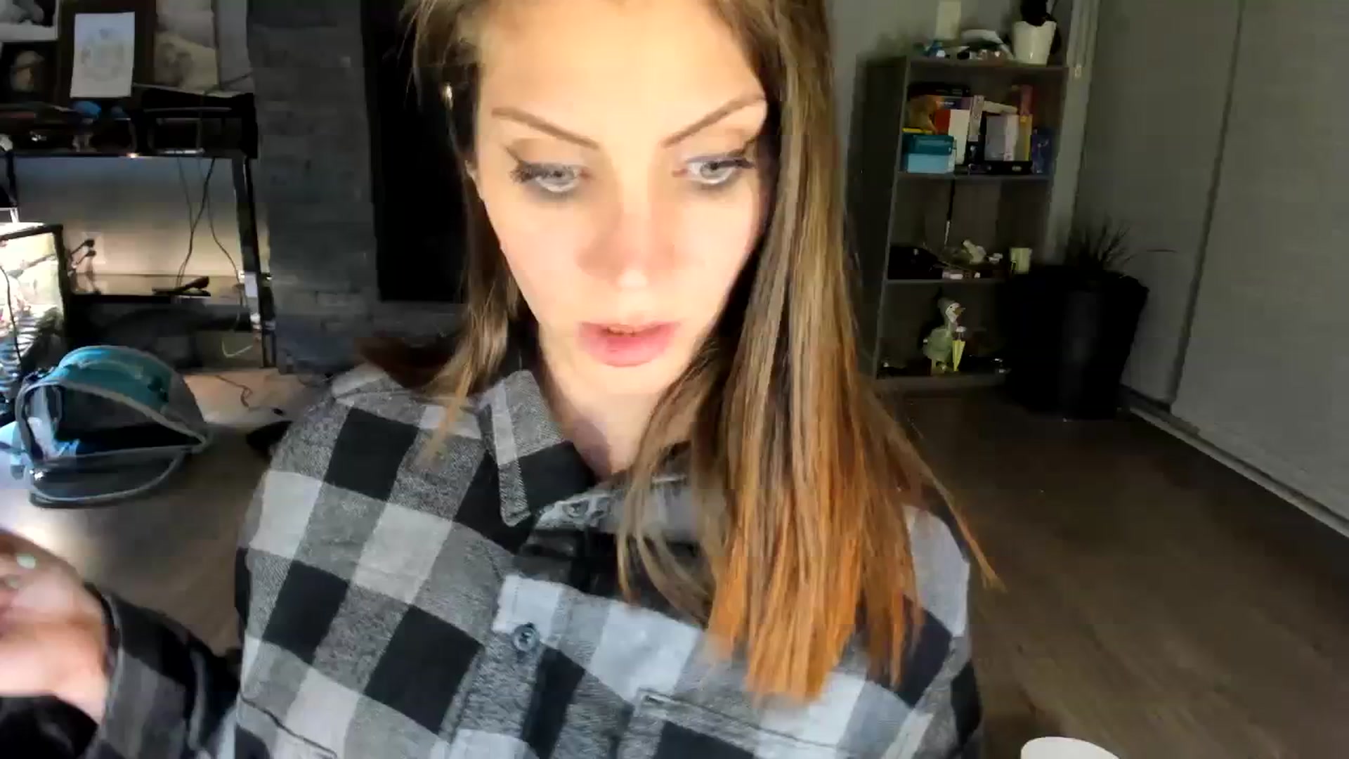 Gallery image thumbnail from Laurel's myfreecams stream on, 07/29/2023, 07:51 image 14 of 20