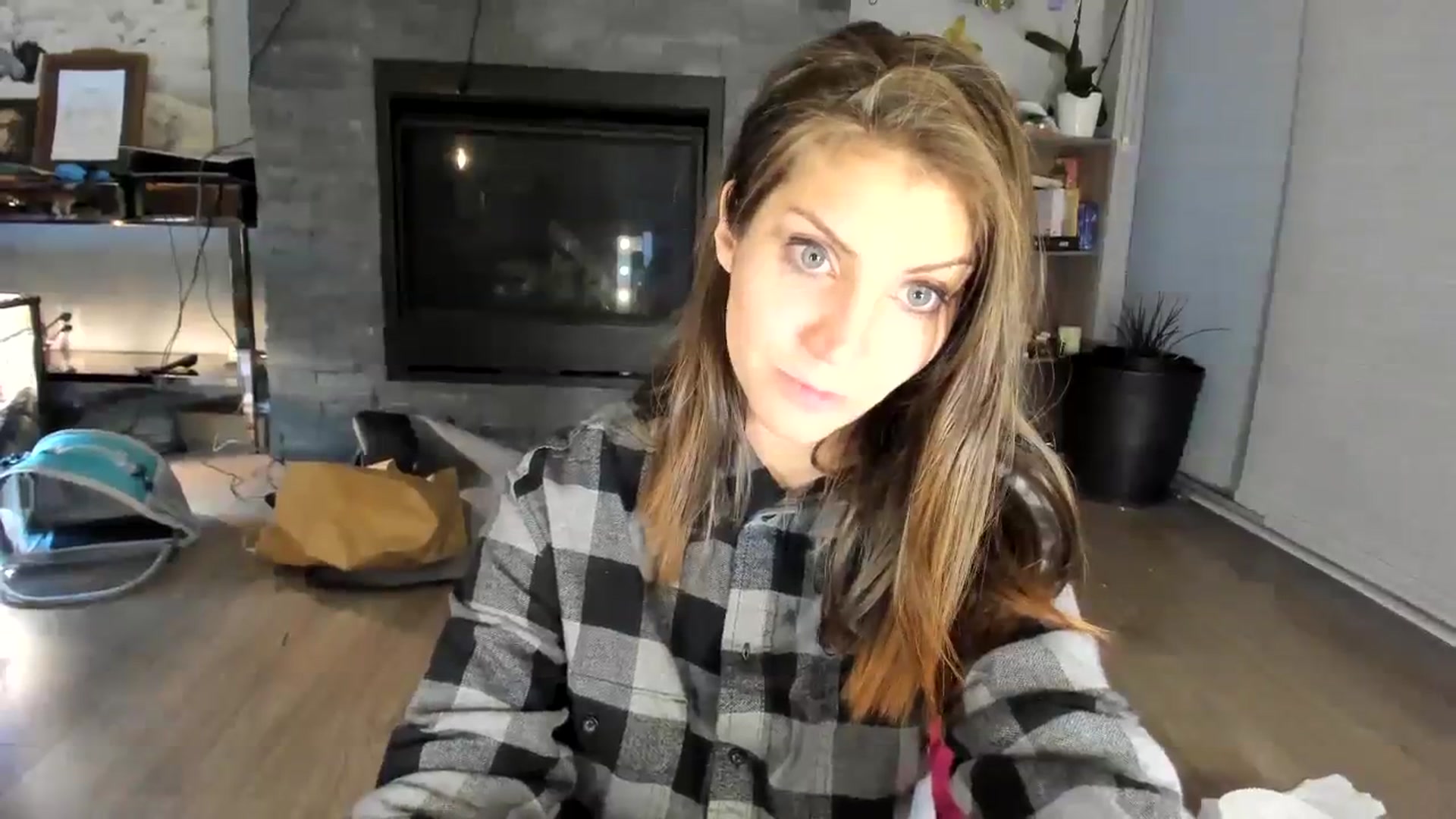 Gallery image thumbnail from Laurel's myfreecams stream on, 07/29/2023, 11:04 image 11 of 20