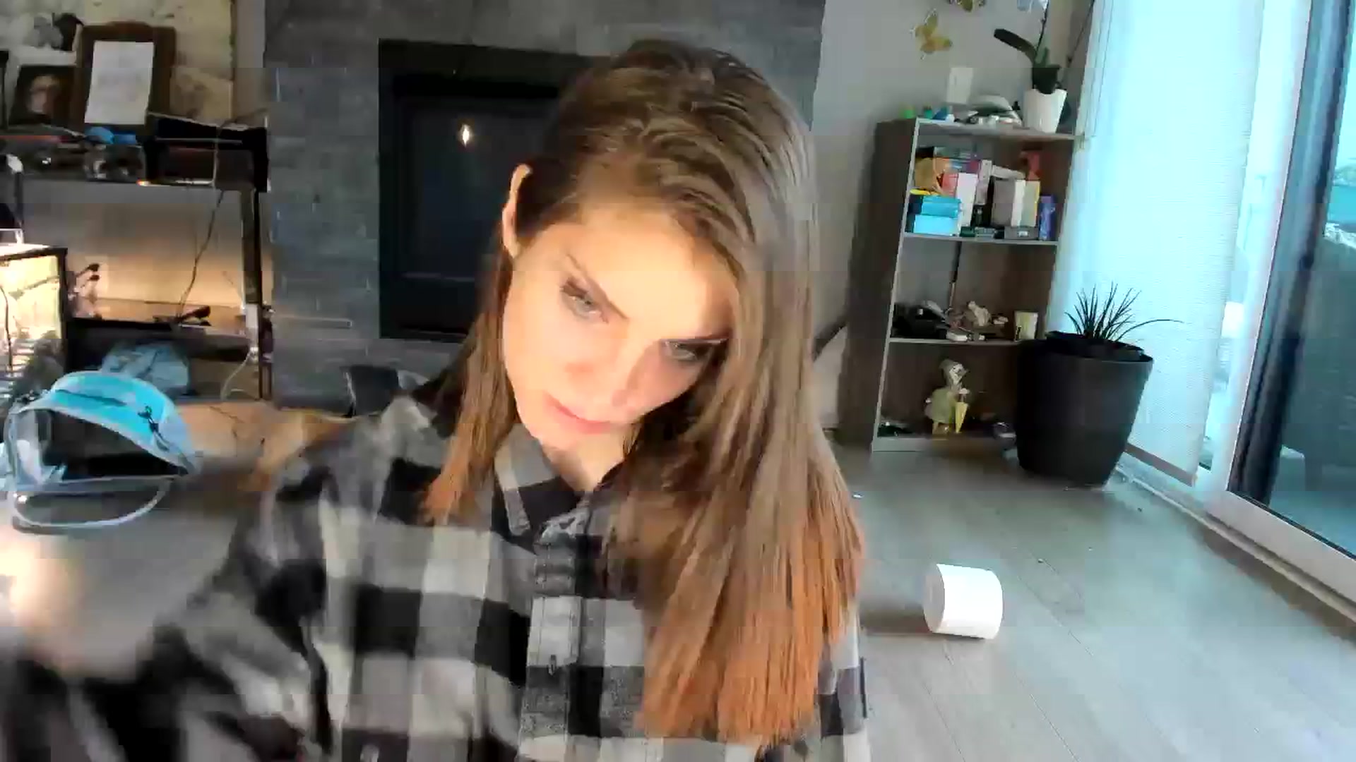 Gallery image thumbnail from Laurel's myfreecams stream on, 07/29/2023, 12:31 image 13 of 20