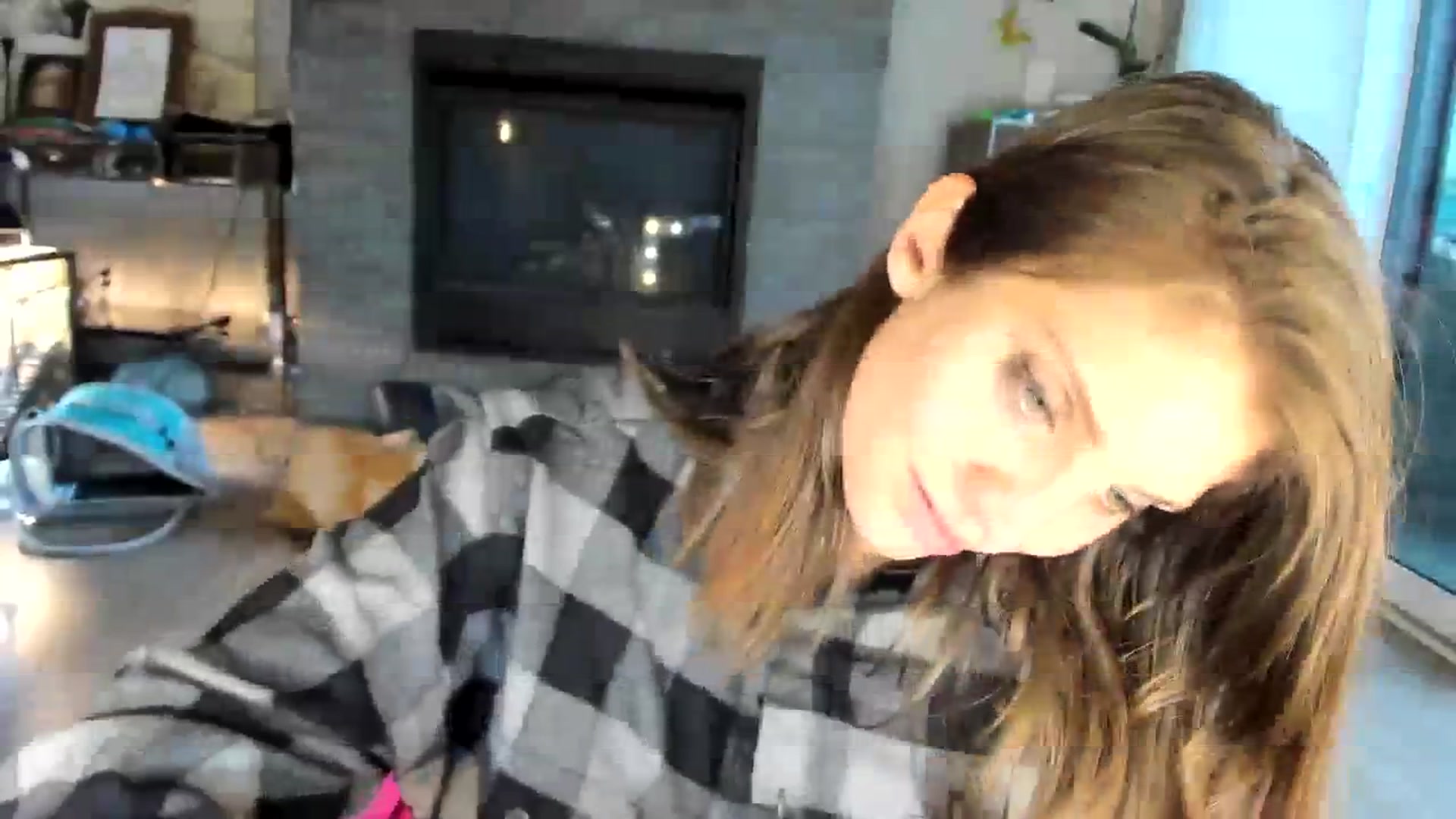 Gallery image thumbnail from Laurel's myfreecams stream on, 07/29/2023, 12:31 image 9 of 20