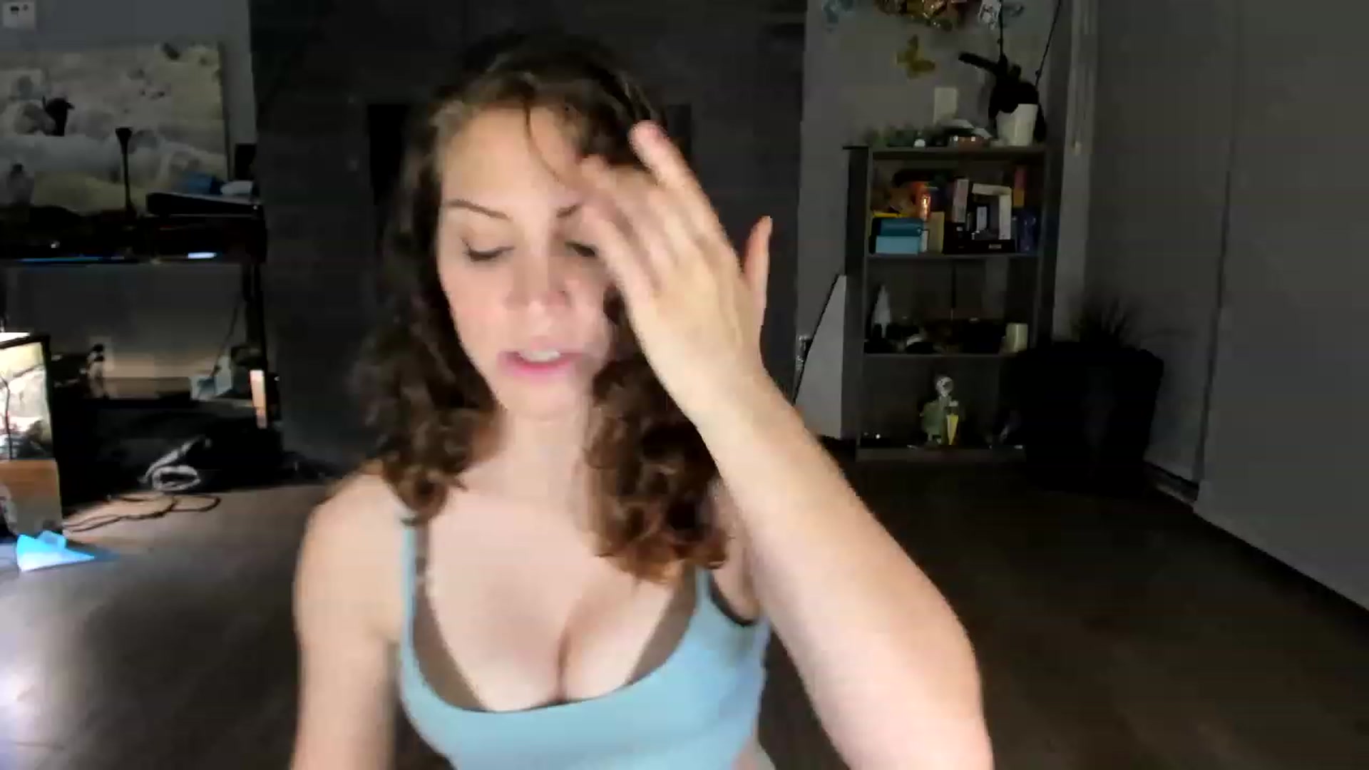 Gallery image thumbnail from Laurel's myfreecams stream on, 08/07/2023, 04:18 image 11 of 20