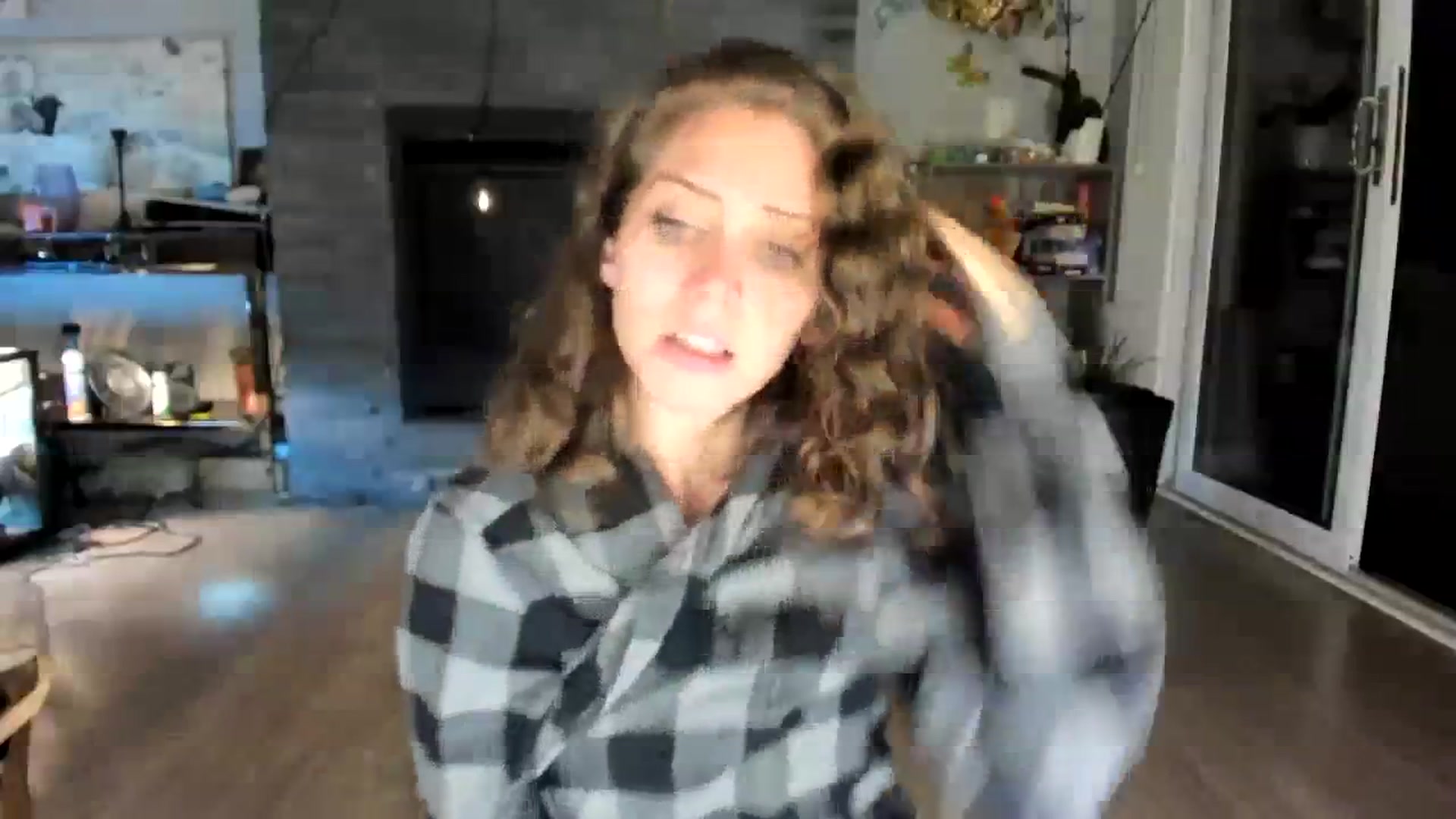 Gallery image thumbnail from Laurel's myfreecams stream on, 08/17/2023, 07:13 image 9 of 20