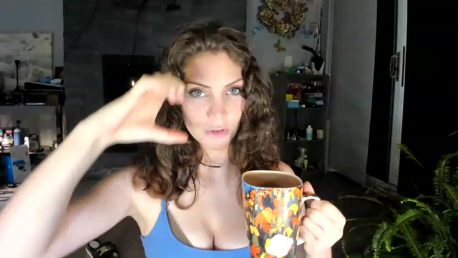 Gallery image thumbnail from Laurel's myfreecams stream on, 08/25/2023, 05:36 image 5 of 20