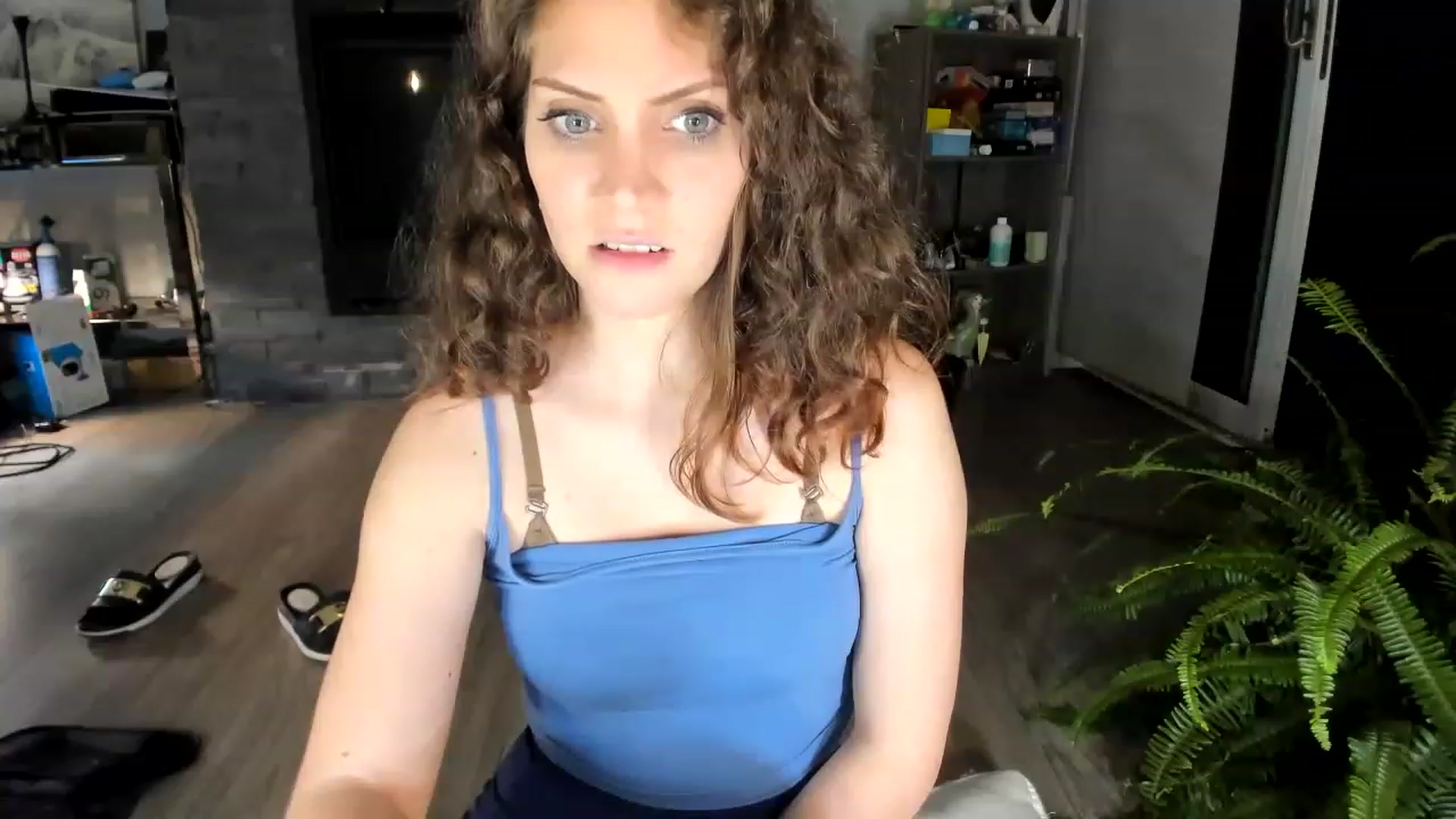 Gallery image thumbnail from Laurel's myfreecams stream on, 08/25/2023, 07:36 image 13 of 20
