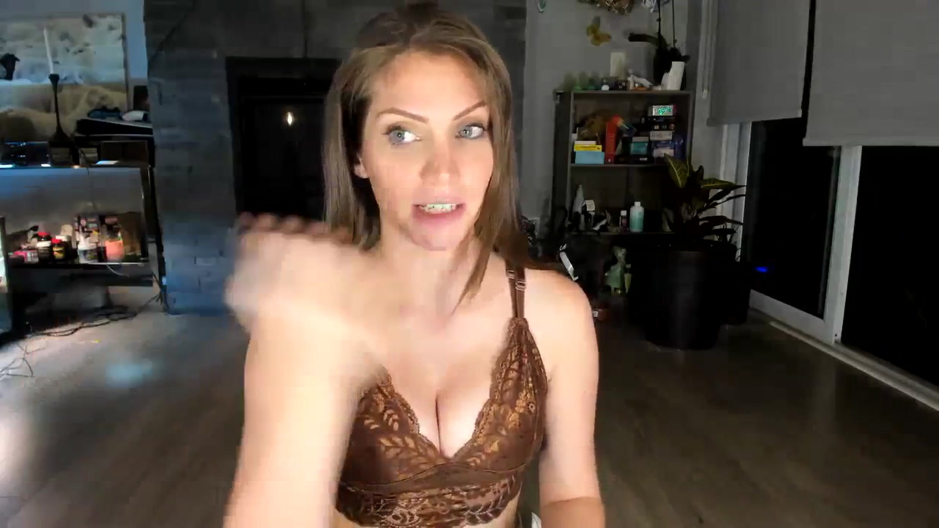 Gallery image thumbnail from Laurel's myfreecams stream on, 09/10/2023, 06:38 image 20 of 20