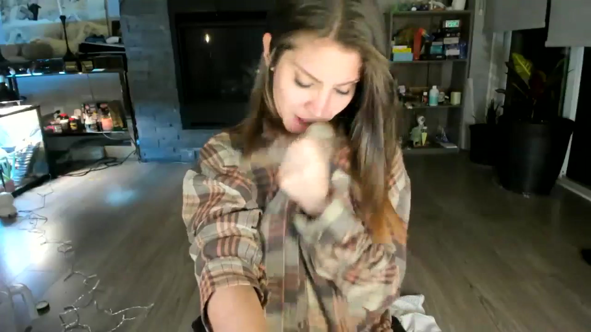 Gallery image thumbnail from Laurel's myfreecams stream on, 09/10/2023, 09:56 image 18 of 20