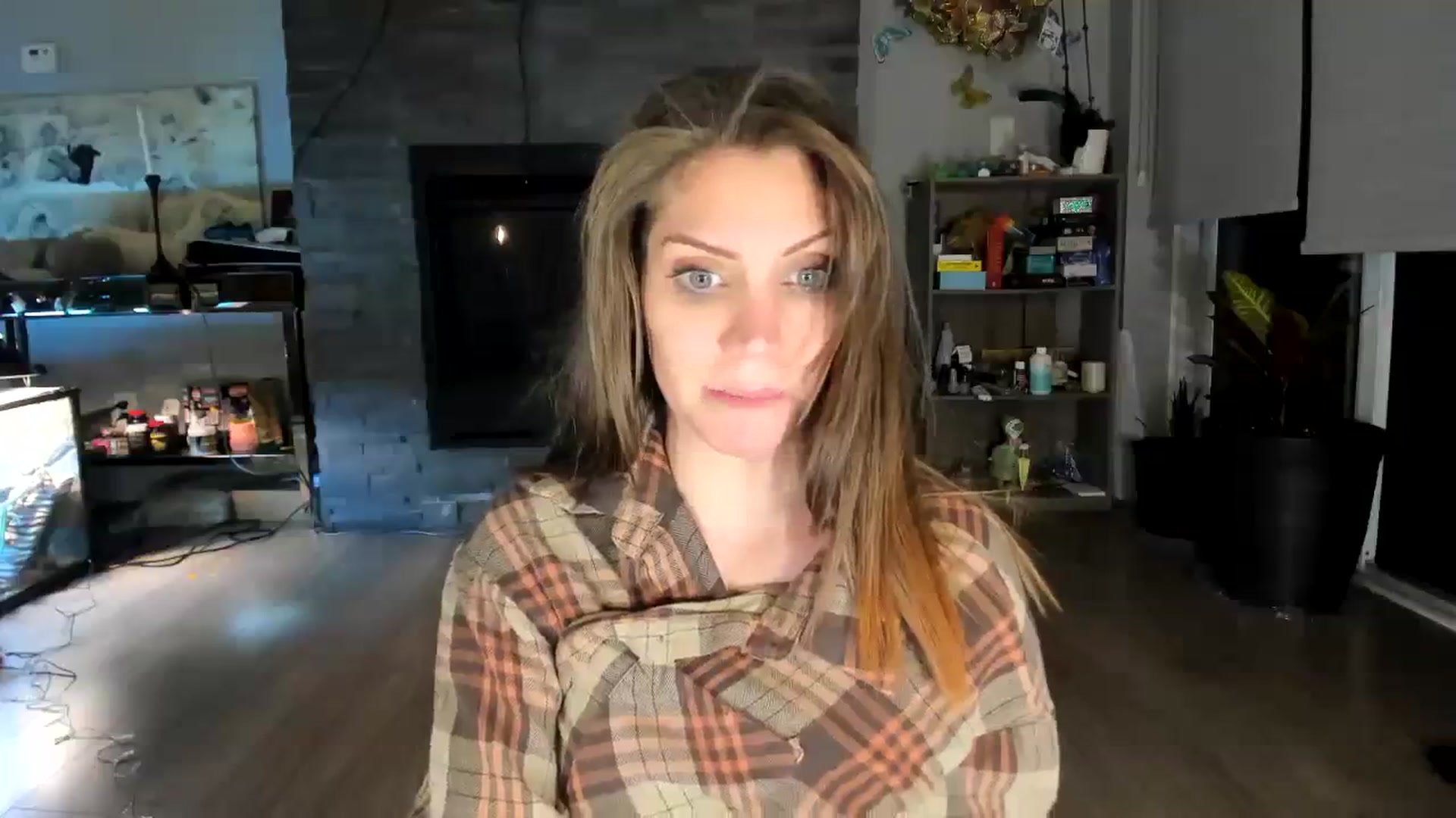 Gallery image thumbnail from Laurel's myfreecams stream on, 09/10/2023, 09:56 image 10 of 20