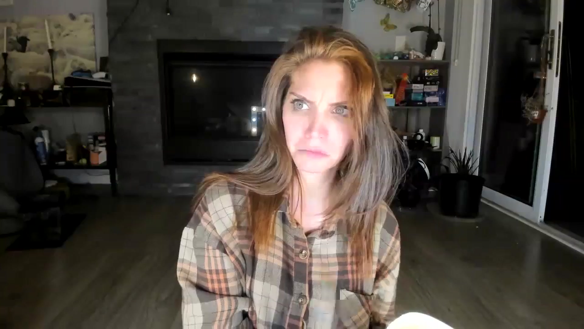 Gallery image thumbnail from Laurel's myfreecams stream on, 09/25/2023, 05:50 image 20 of 20