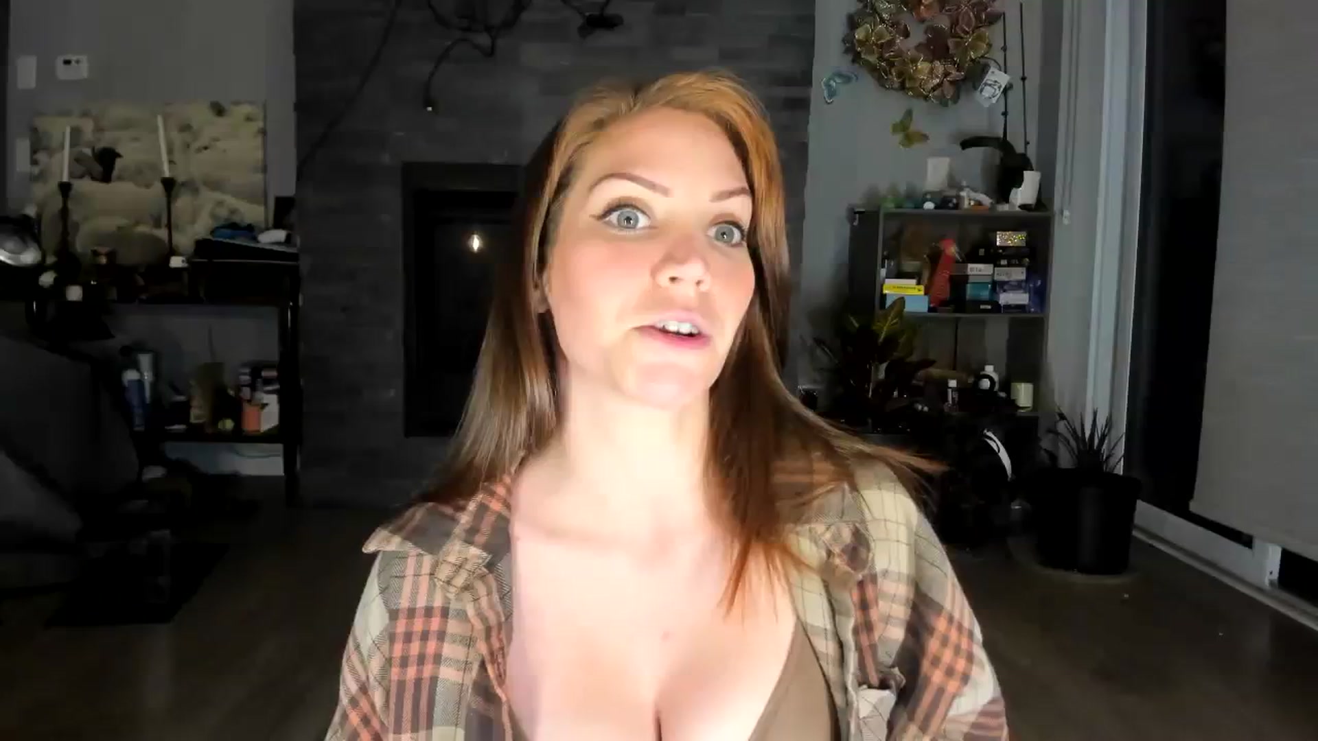 Gallery image thumbnail from Laurel's myfreecams stream on, 09/25/2023, 05:50 image 1 of 20