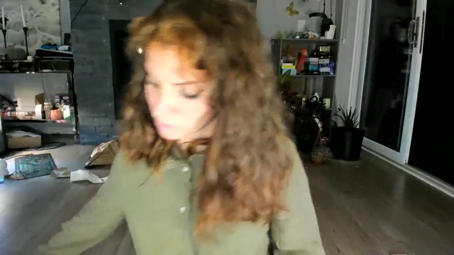 Gallery image thumbnail from Laurel's myfreecams stream on, 09/28/2023, 10:05 image 7 of 20
