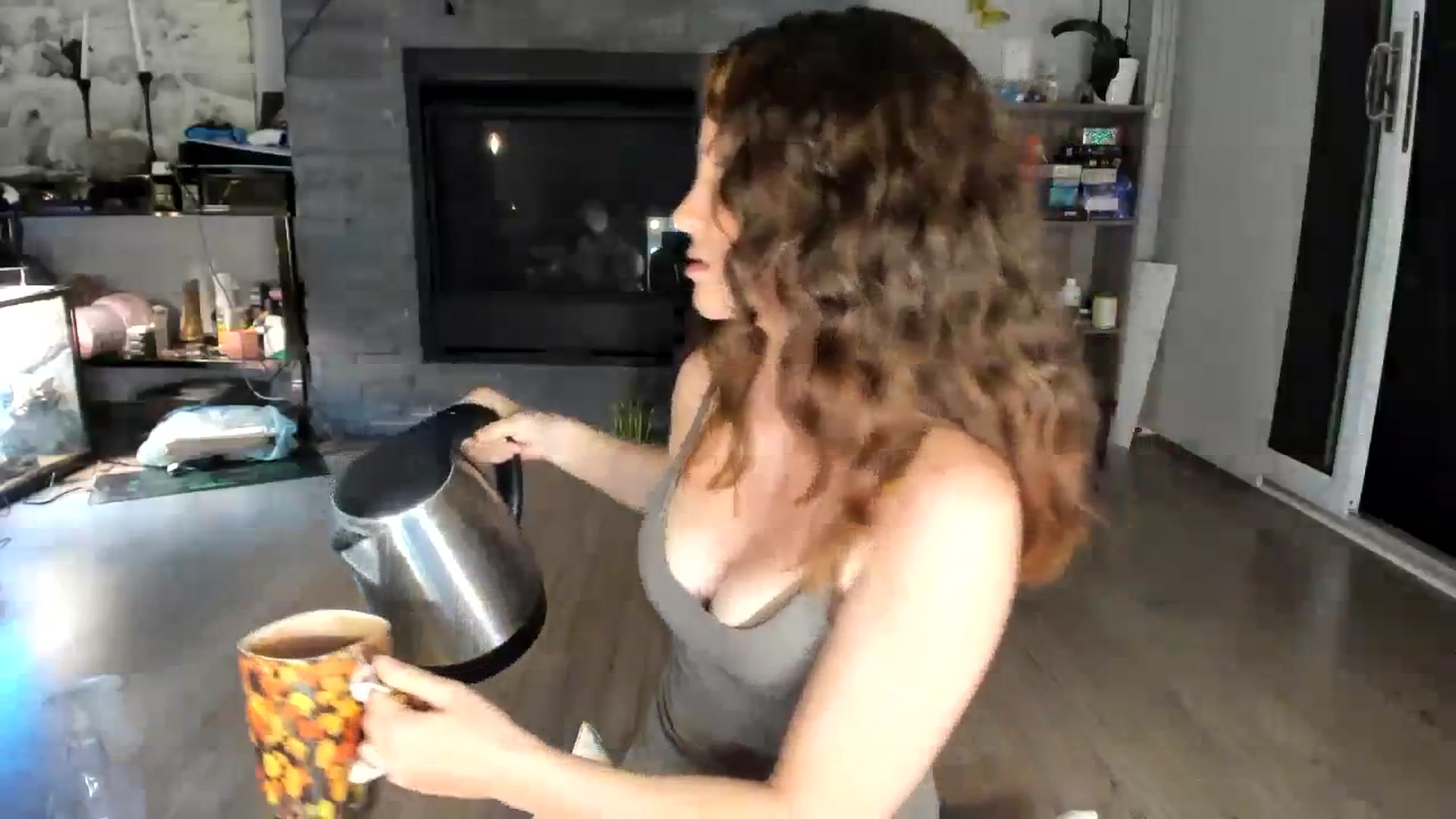 Gallery image thumbnail from Laurel's myfreecams stream on, 10/03/2023, 04:13 image 7 of 20