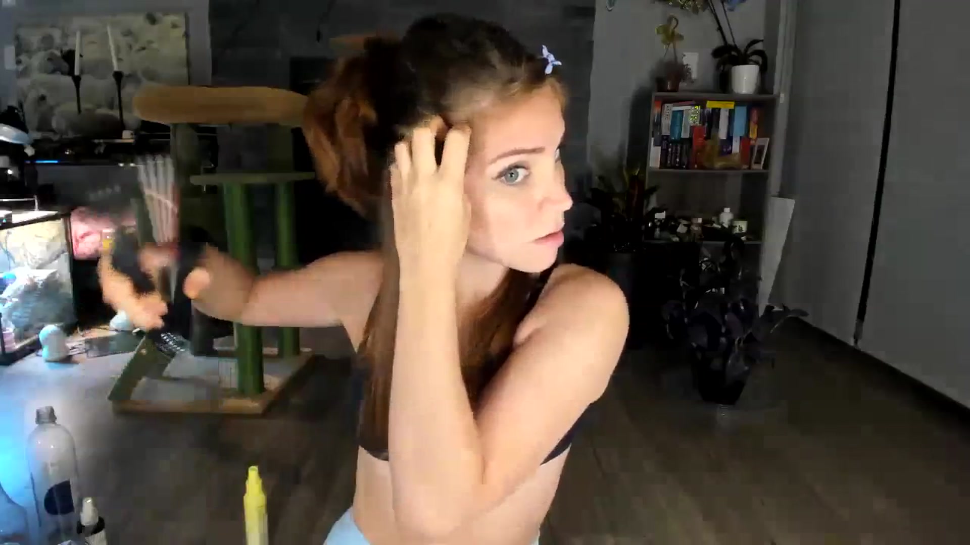 Gallery image thumbnail from Laurel's myfreecams stream on, 10/06/2023, 05:03 image 8 of 20