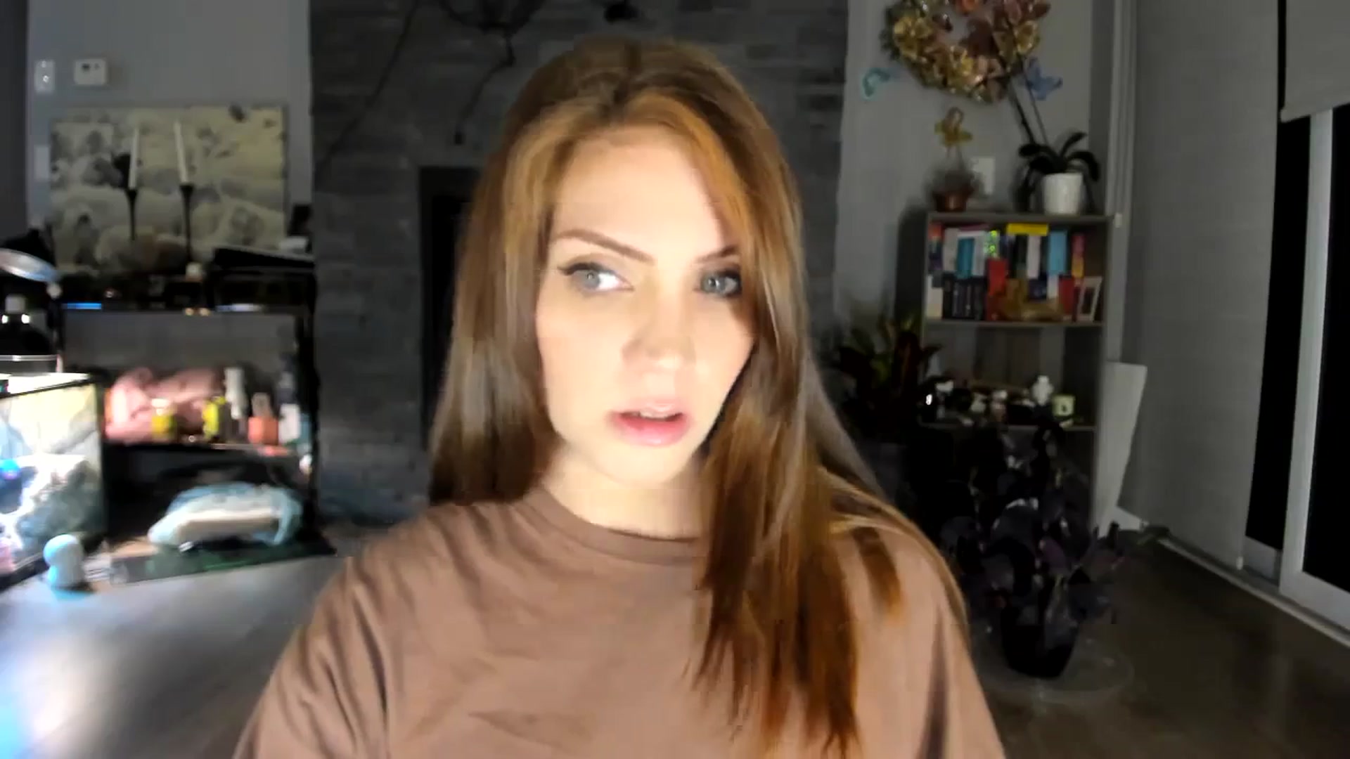 Gallery image thumbnail from Laurel's myfreecams stream on, 10/07/2023, 04:08 image 8 of 20