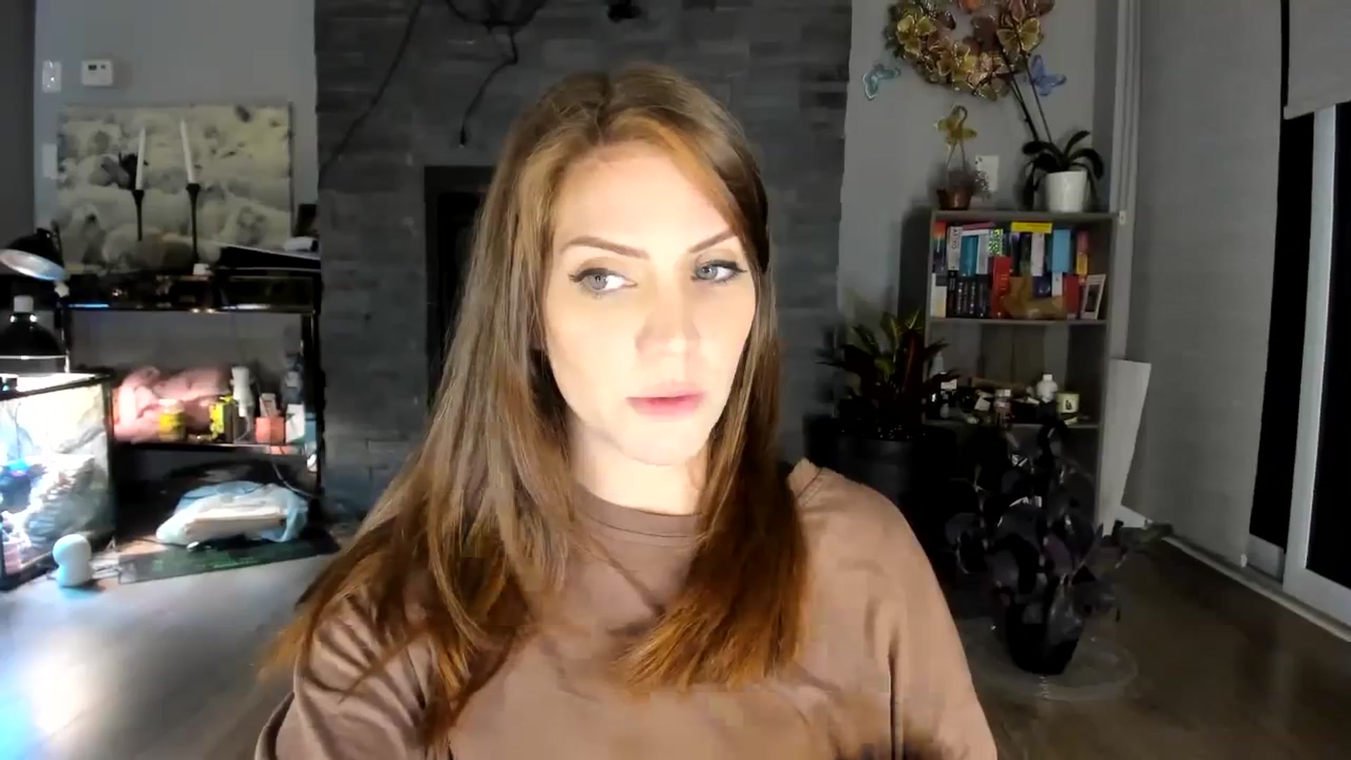 Gallery image thumbnail from Laurel's myfreecams stream on, 10/07/2023, 04:08 image 12 of 20
