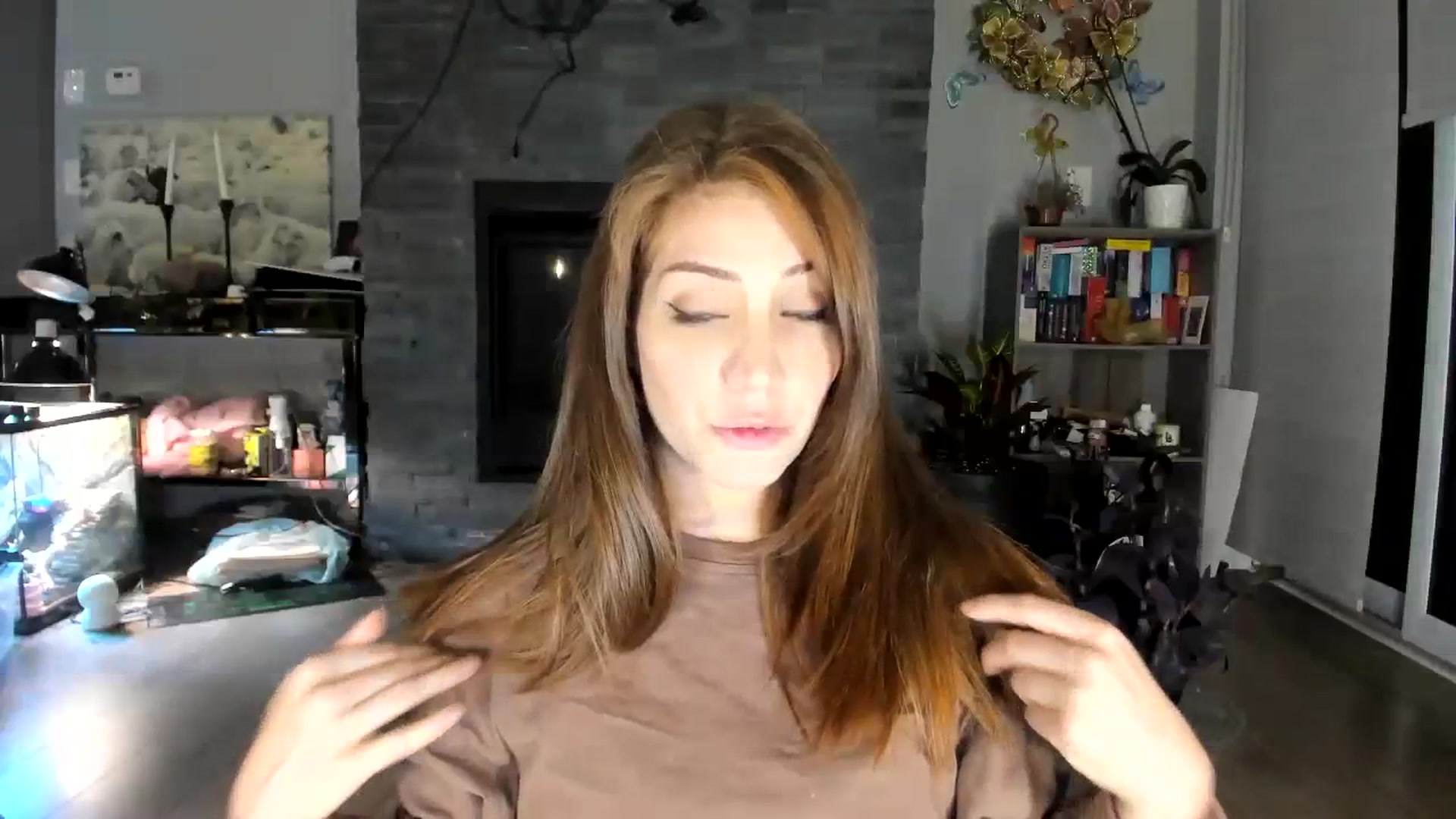 Gallery image thumbnail from Laurel's myfreecams stream on, 10/07/2023, 04:08 image 15 of 20