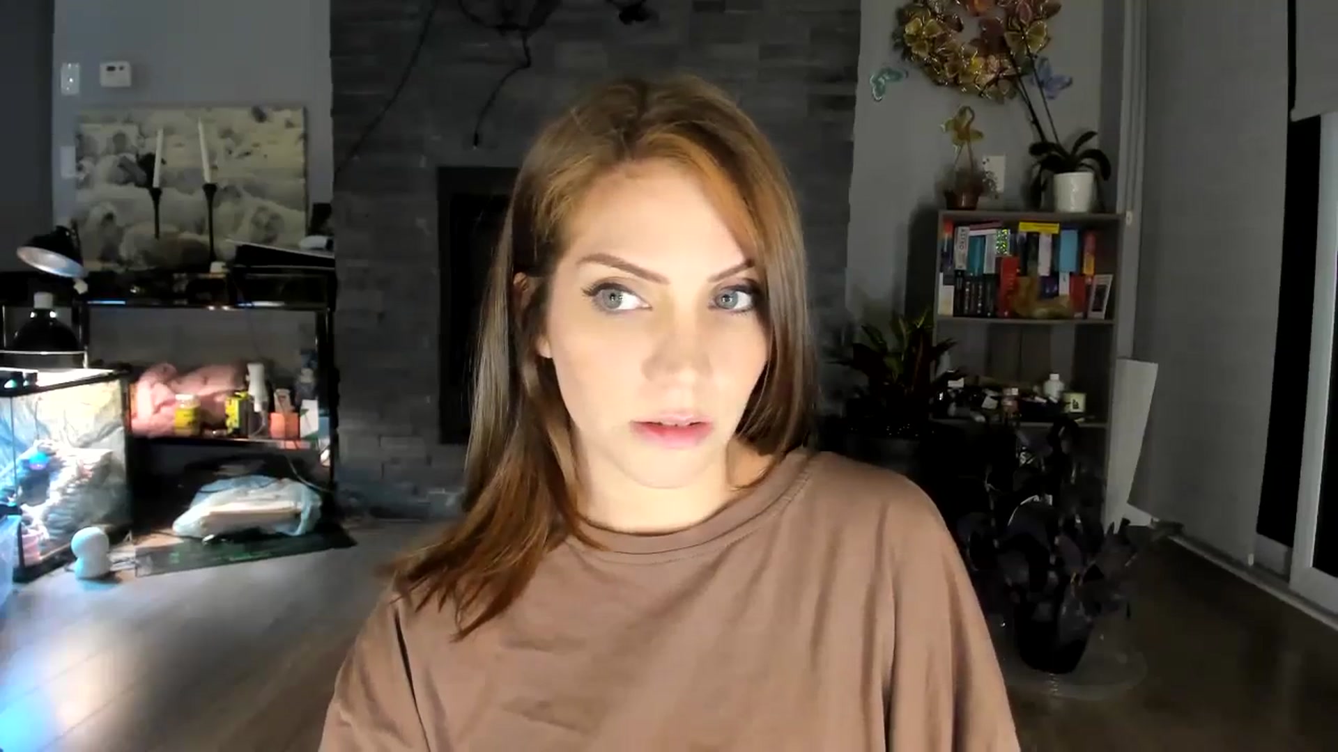 Gallery image thumbnail from Laurel's myfreecams stream on, 10/07/2023, 04:08 image 16 of 20