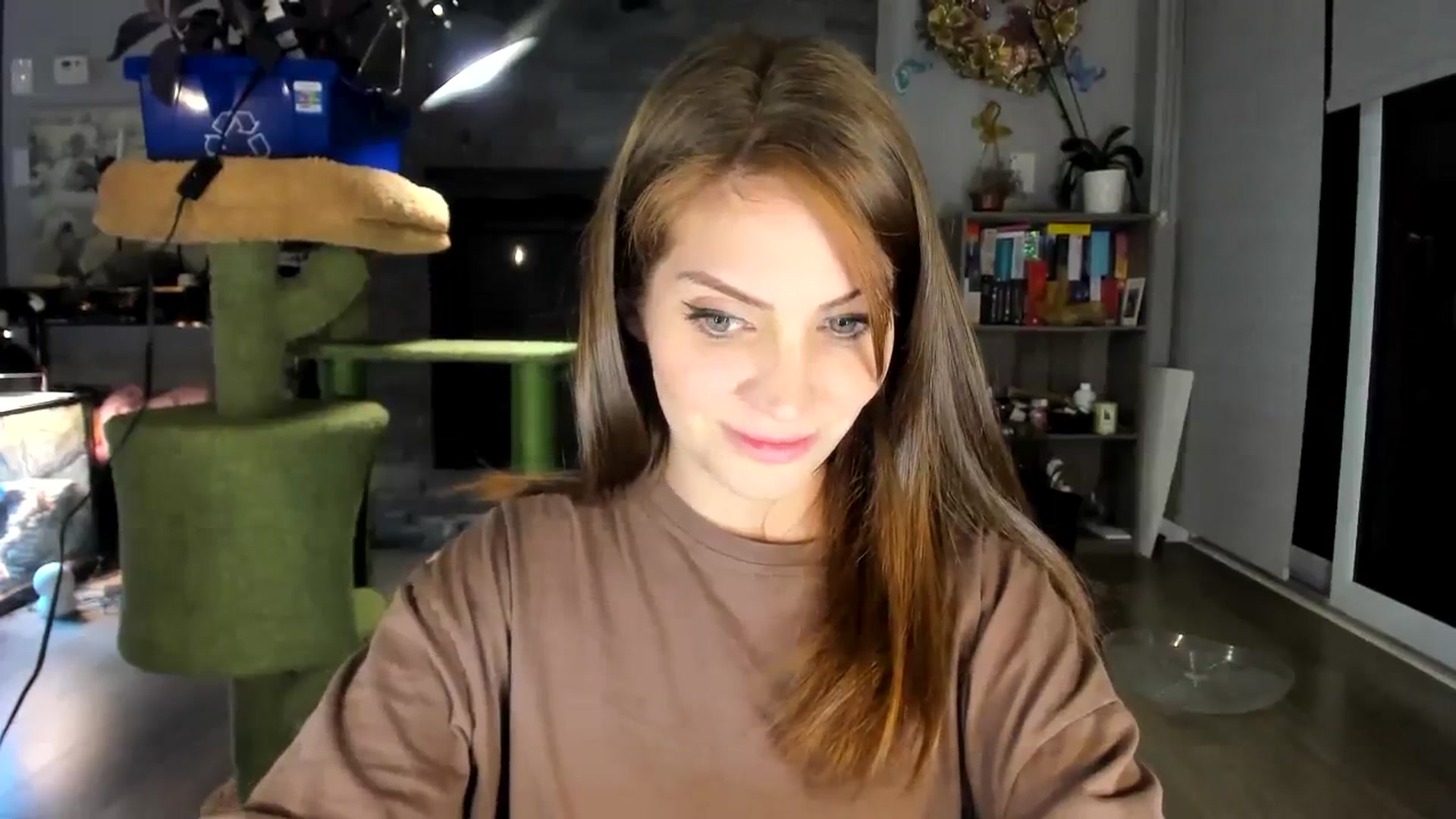 Gallery image thumbnail from Laurel's myfreecams stream on, 10/07/2023, 04:55 image 7 of 20