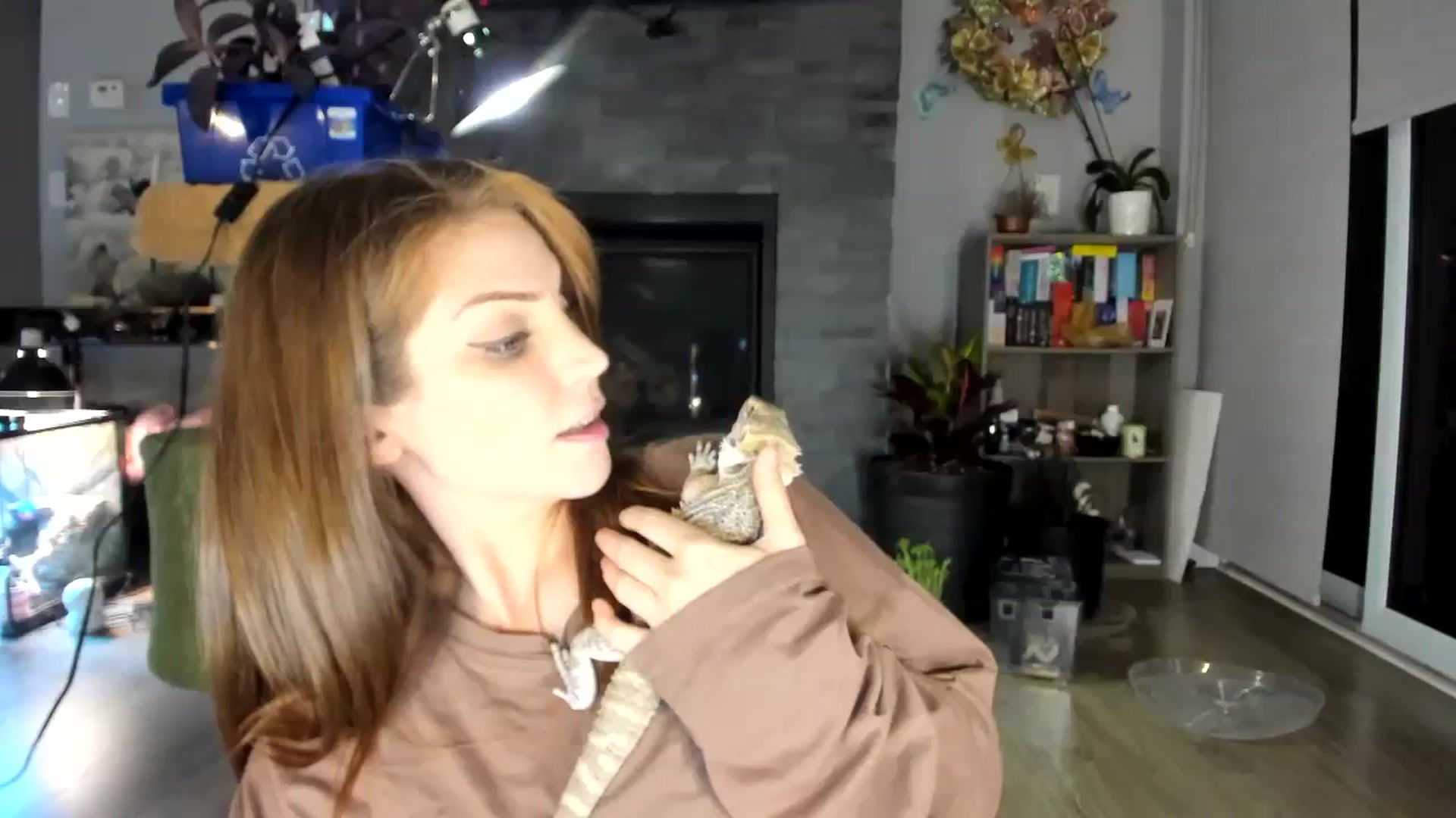 Gallery image thumbnail from Laurel's myfreecams stream on, 10/07/2023, 04:55 image 13 of 20