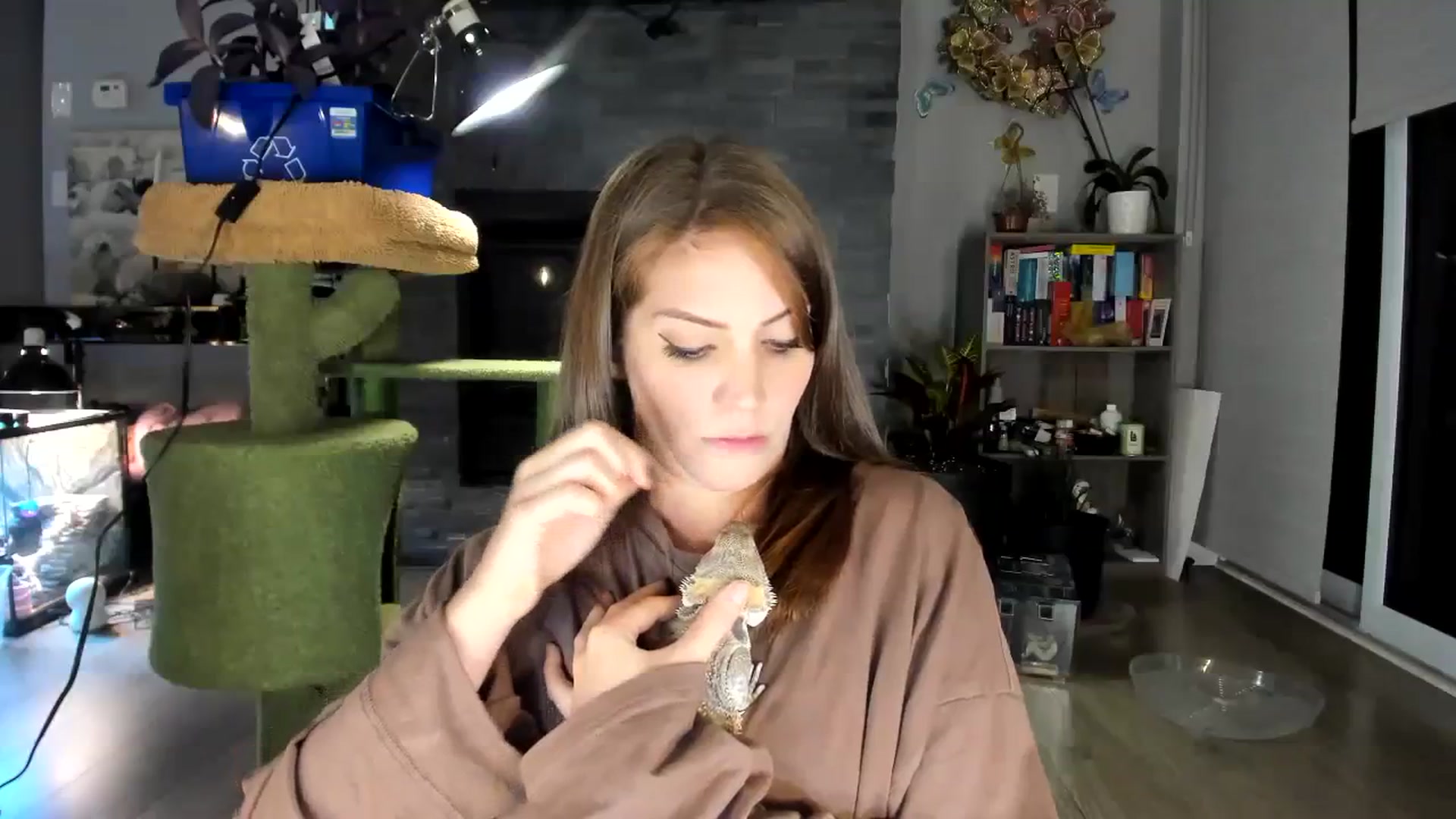 Gallery image thumbnail from Laurel's myfreecams stream on, 10/07/2023, 04:55 image 11 of 20