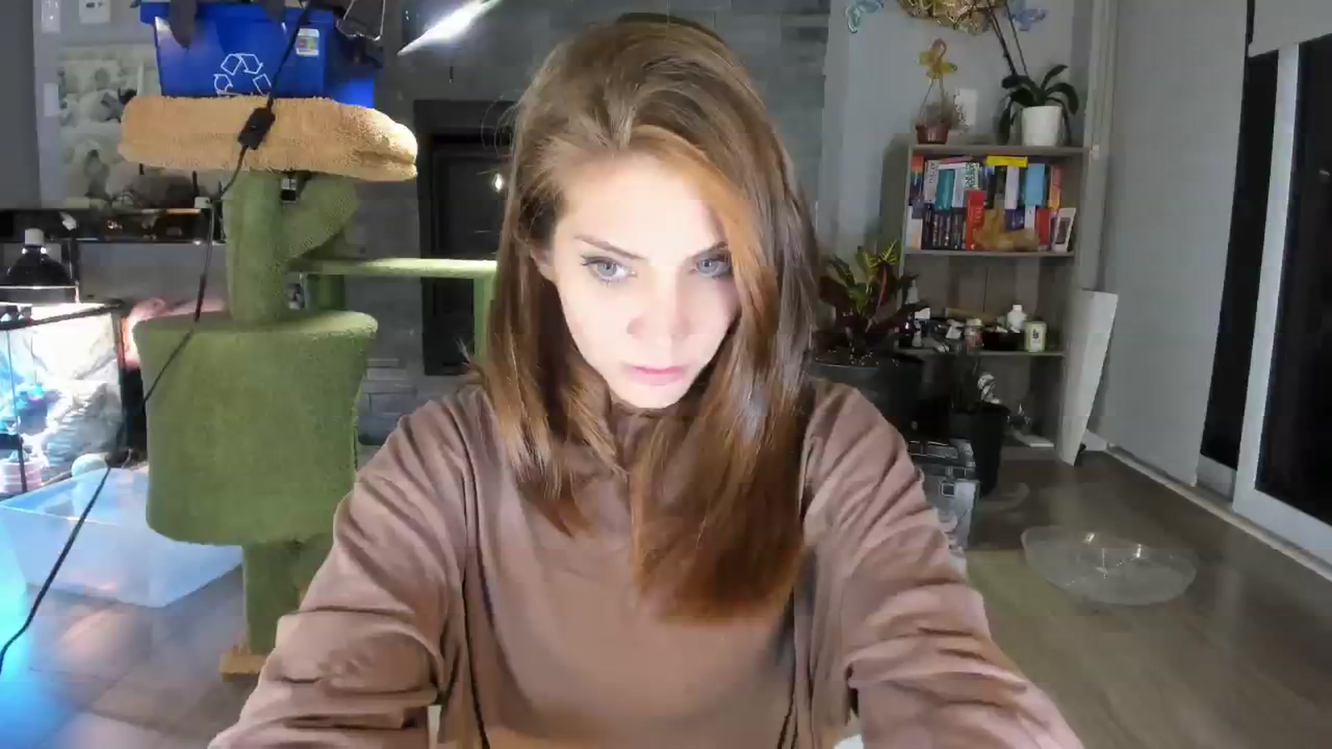Gallery image thumbnail from Laurel's myfreecams stream on, 10/07/2023, 07:26 image 11 of 20