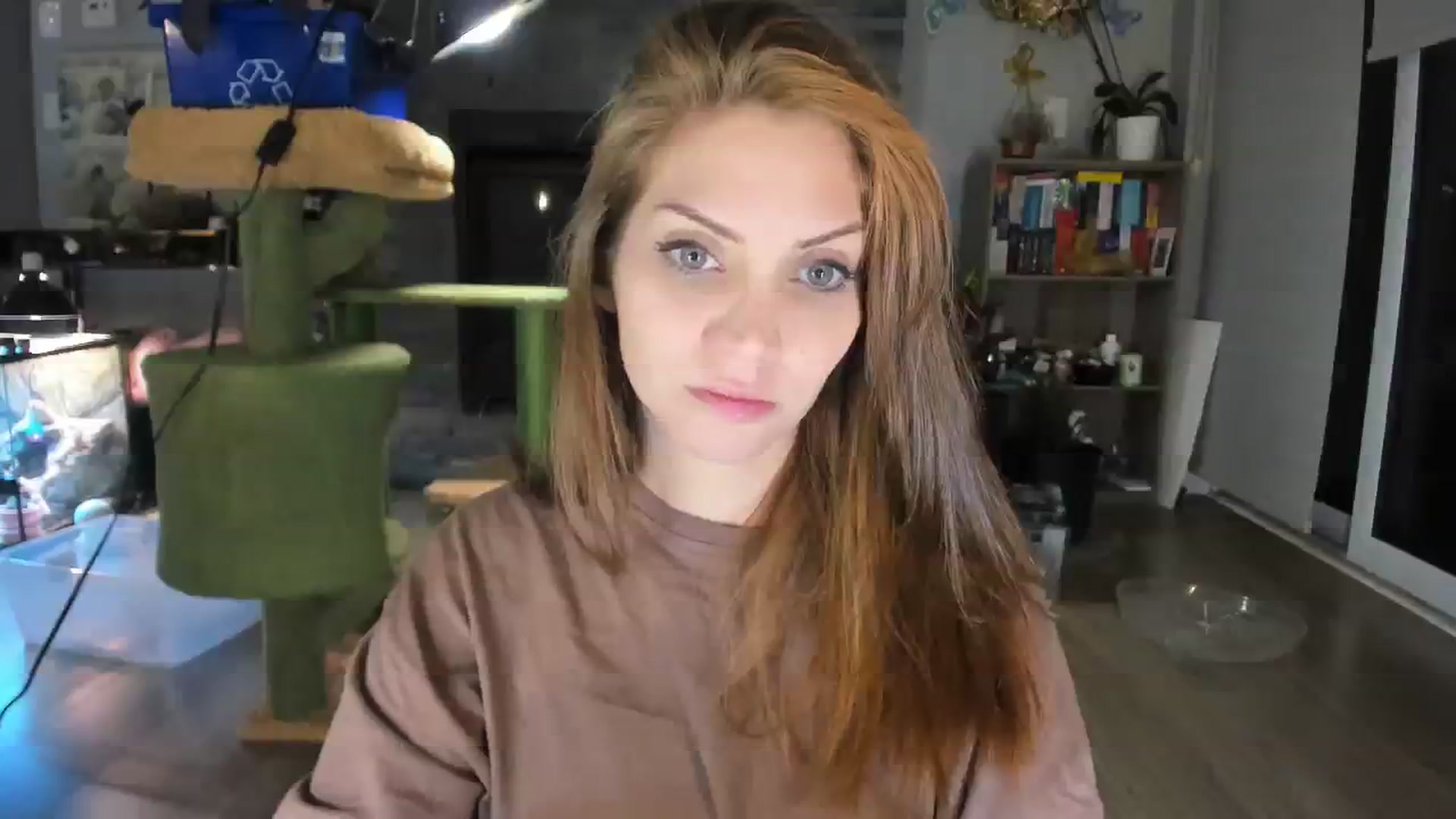 Gallery image thumbnail from Laurel's myfreecams stream on, 10/07/2023, 07:26 image 3 of 20