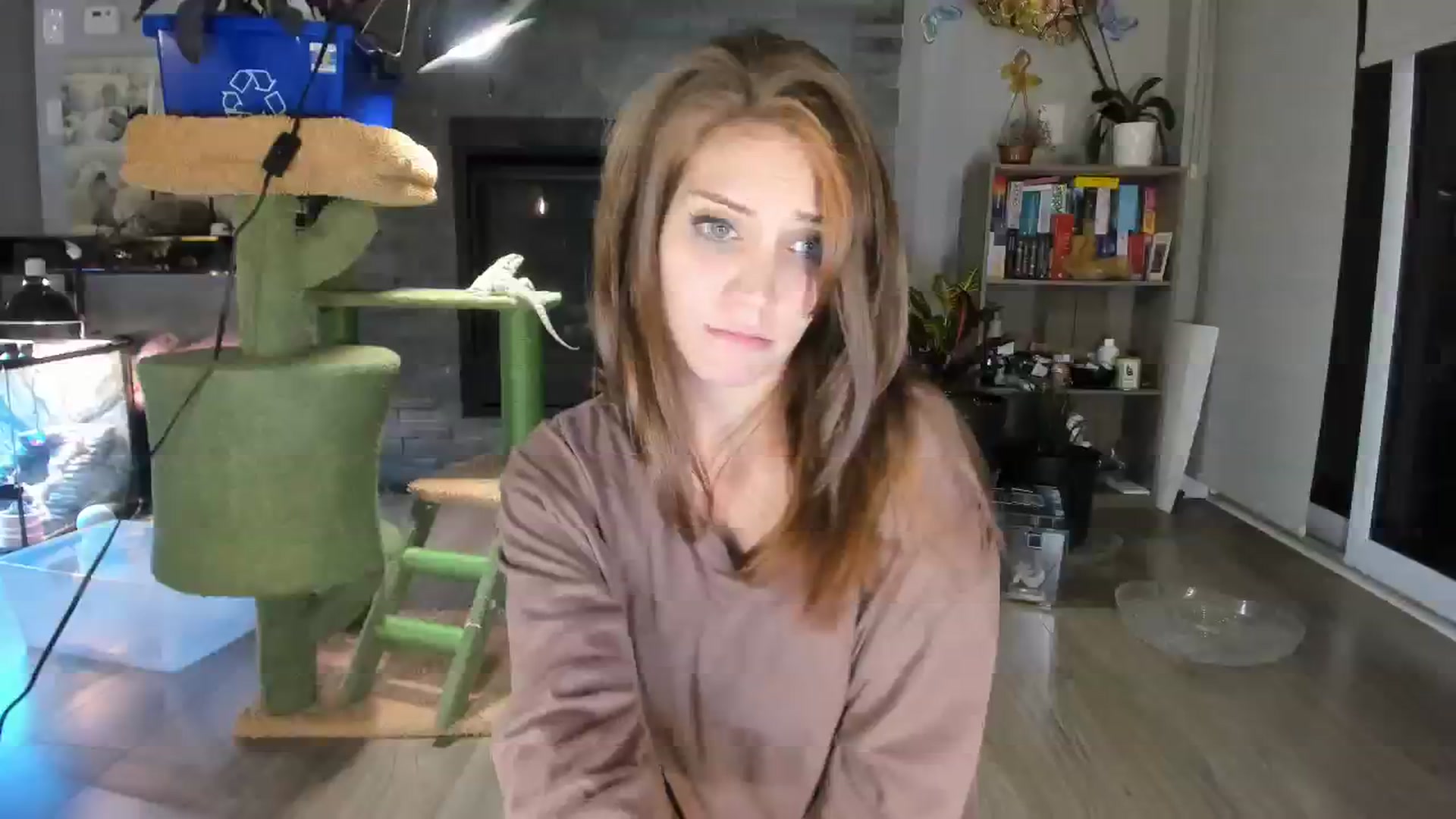 Gallery image thumbnail from Laurel's myfreecams stream on, 10/07/2023, 08:16 image 7 of 20