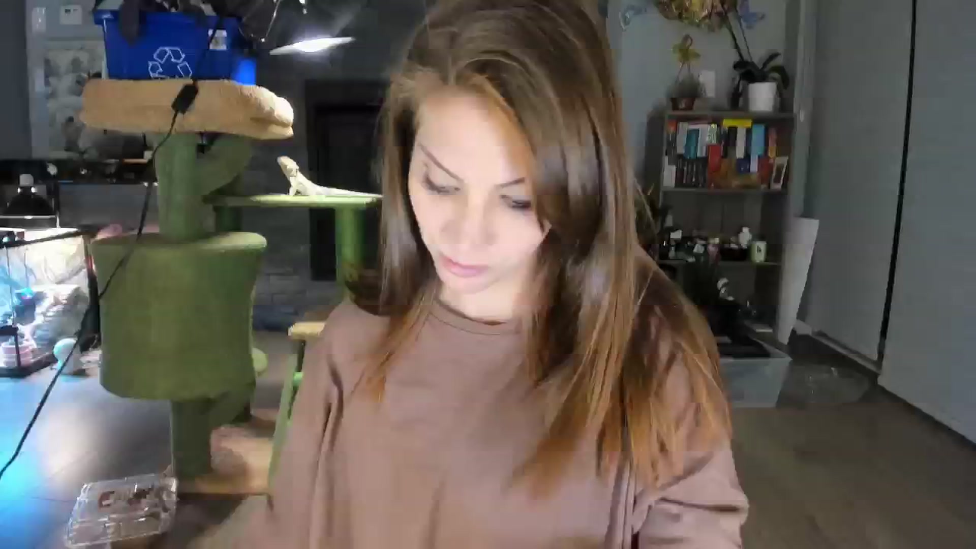 Gallery image thumbnail from Laurel's myfreecams stream on, 10/07/2023, 08:16 image 12 of 20